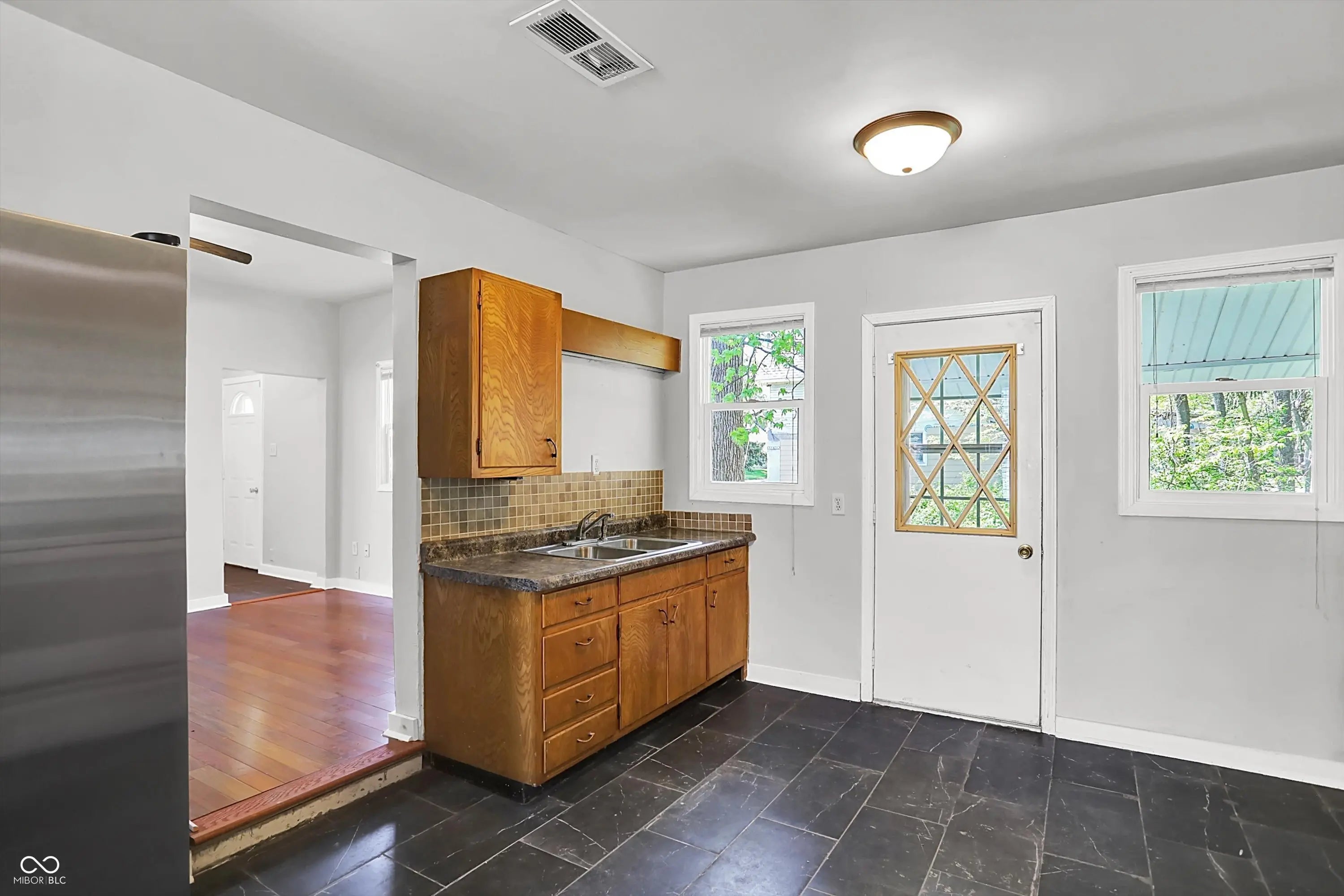 1610 S F Street MLS 22037724 Siglers photo 10