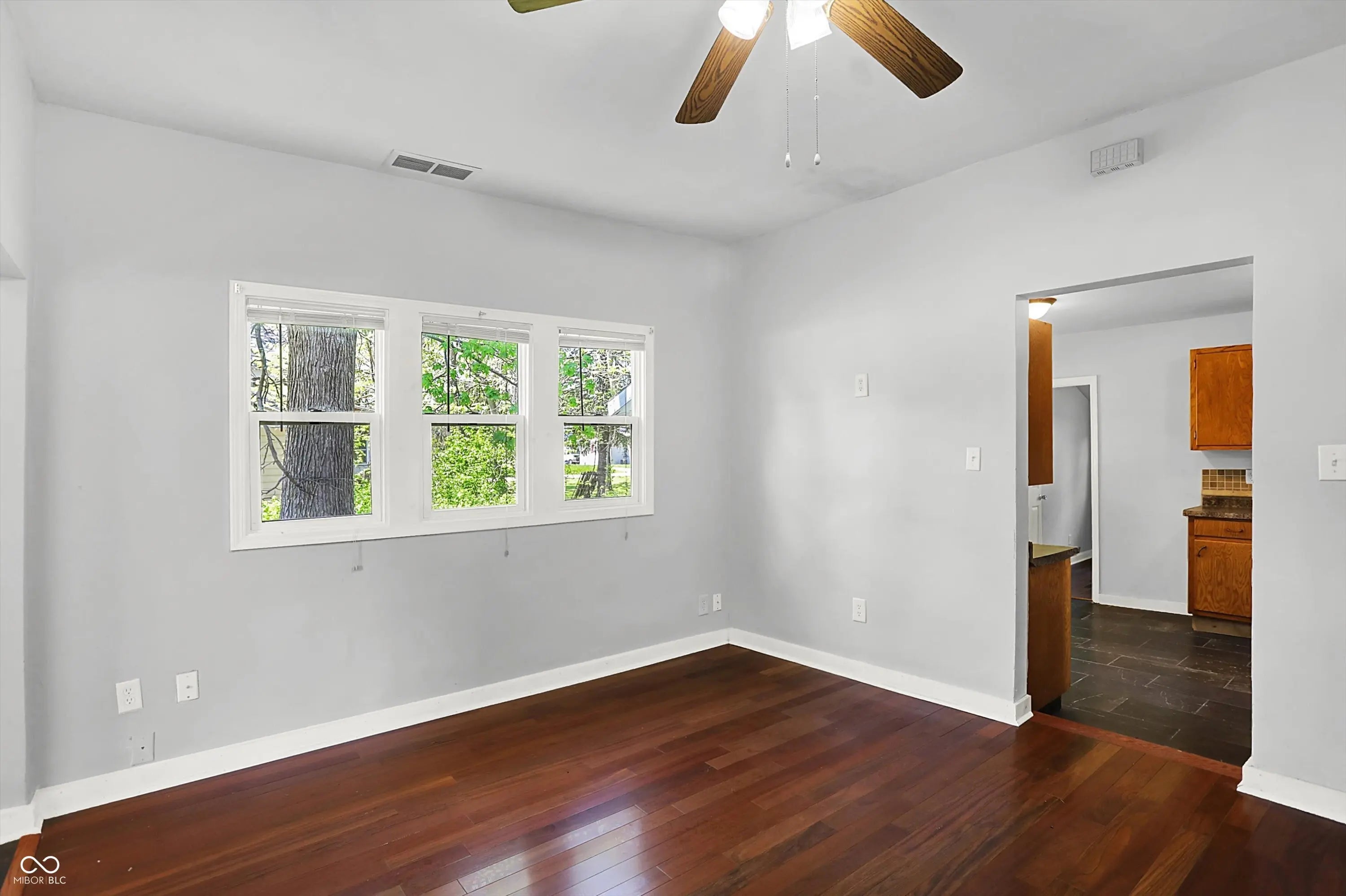 1610 S F Street MLS 22037724 Siglers photo 3