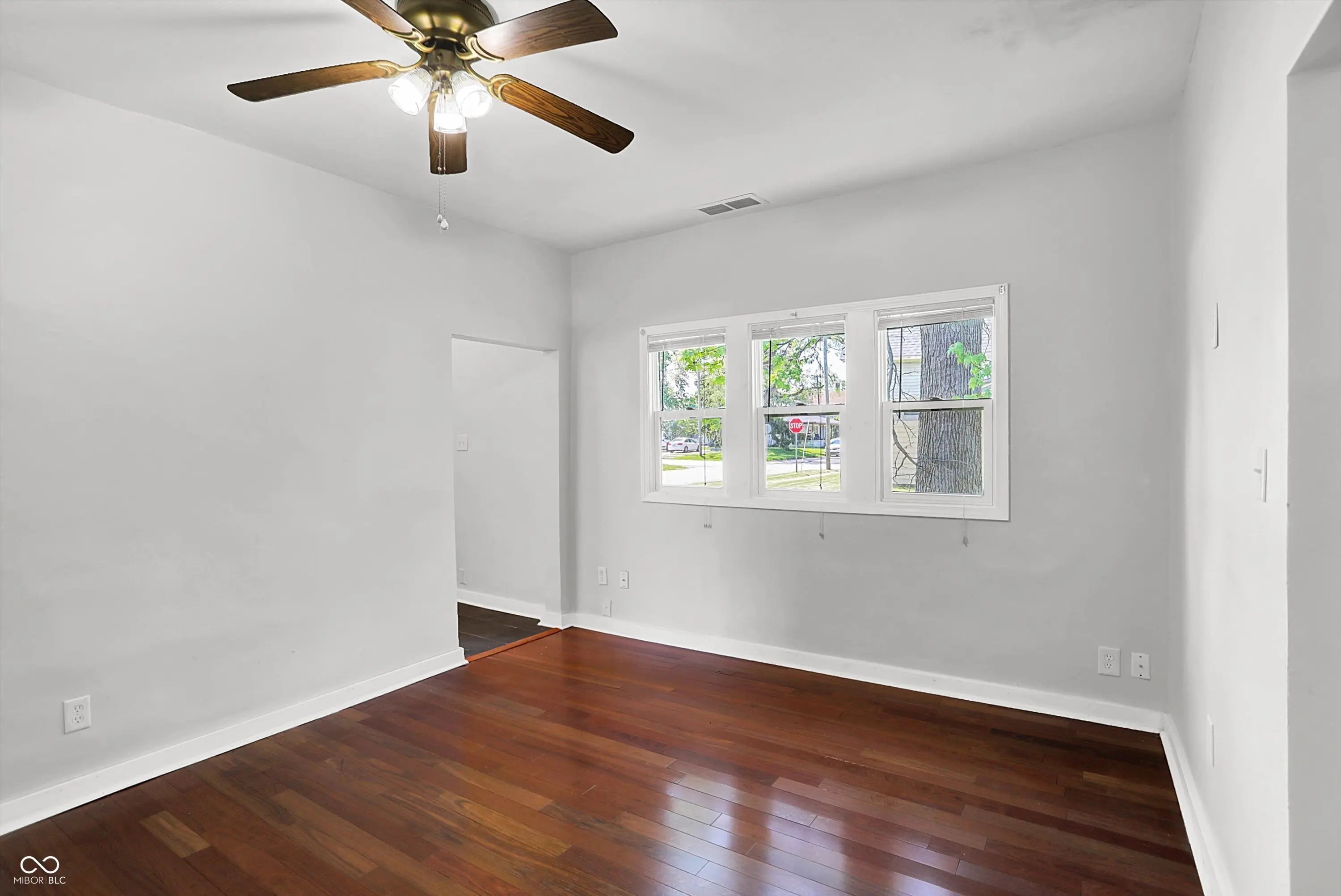 1610 S F Street MLS 22037724 Siglers photo 5