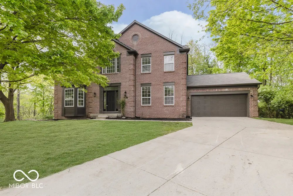 8300 Weaver Woods Place, Fishers