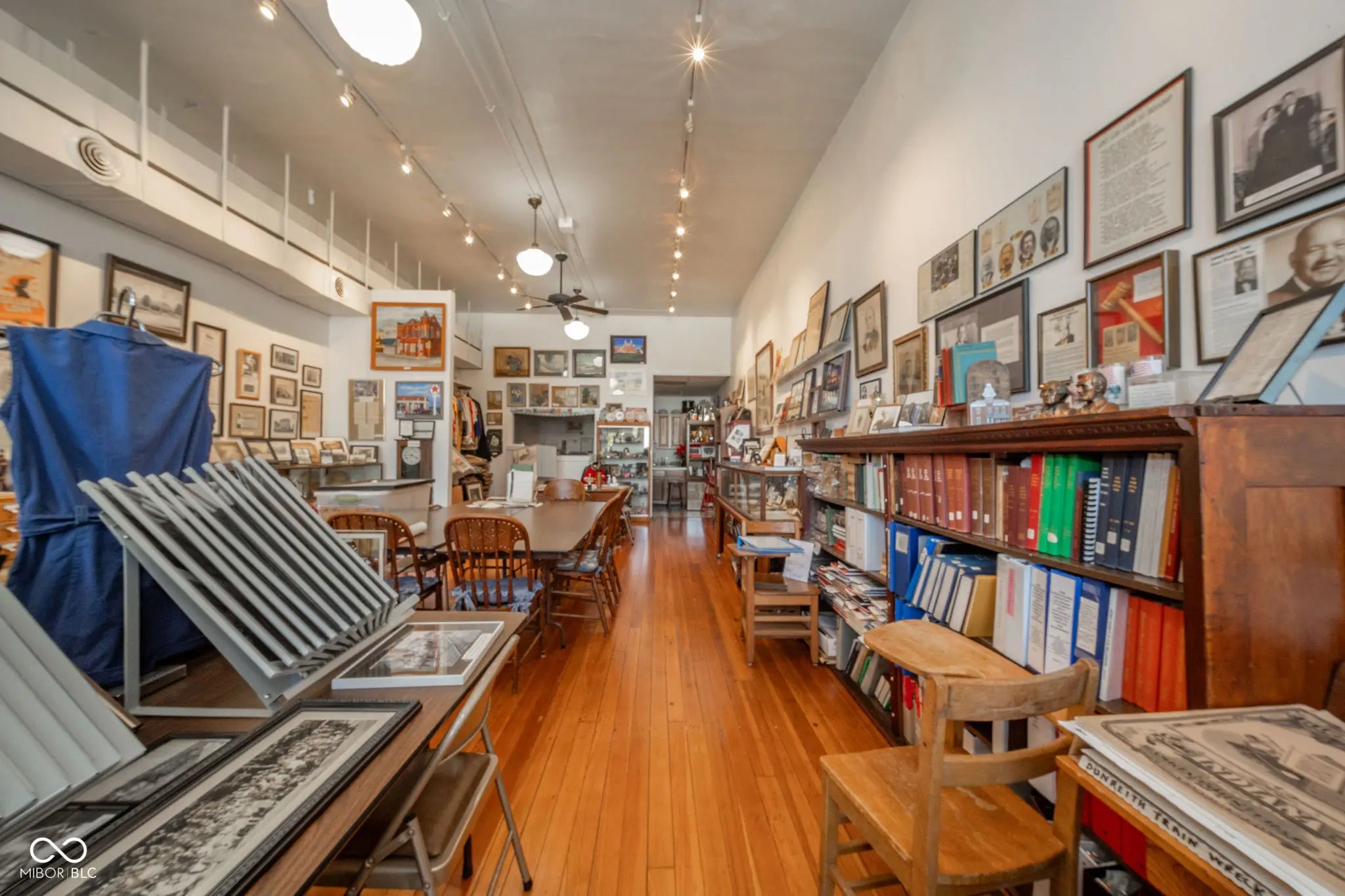 28 N Washington Street MLS 22037808 Empty photo 11