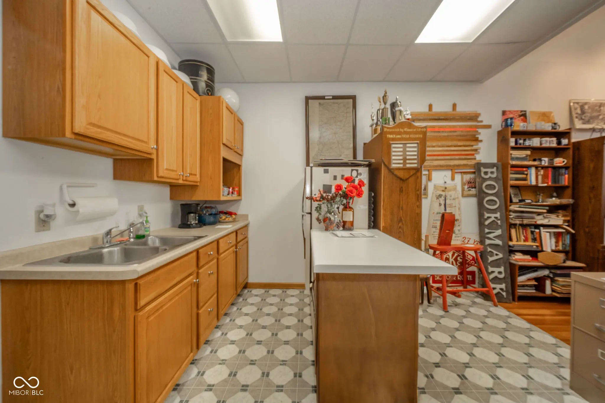 28 N Washington Street MLS 22037808 Empty photo 12