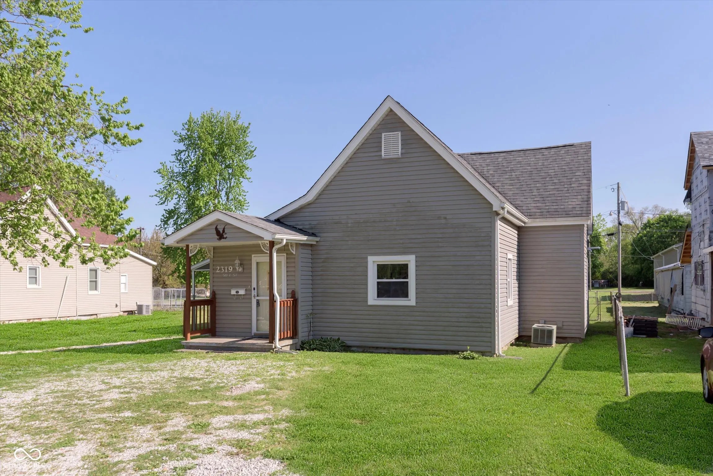 2319 S I Street, Elwood