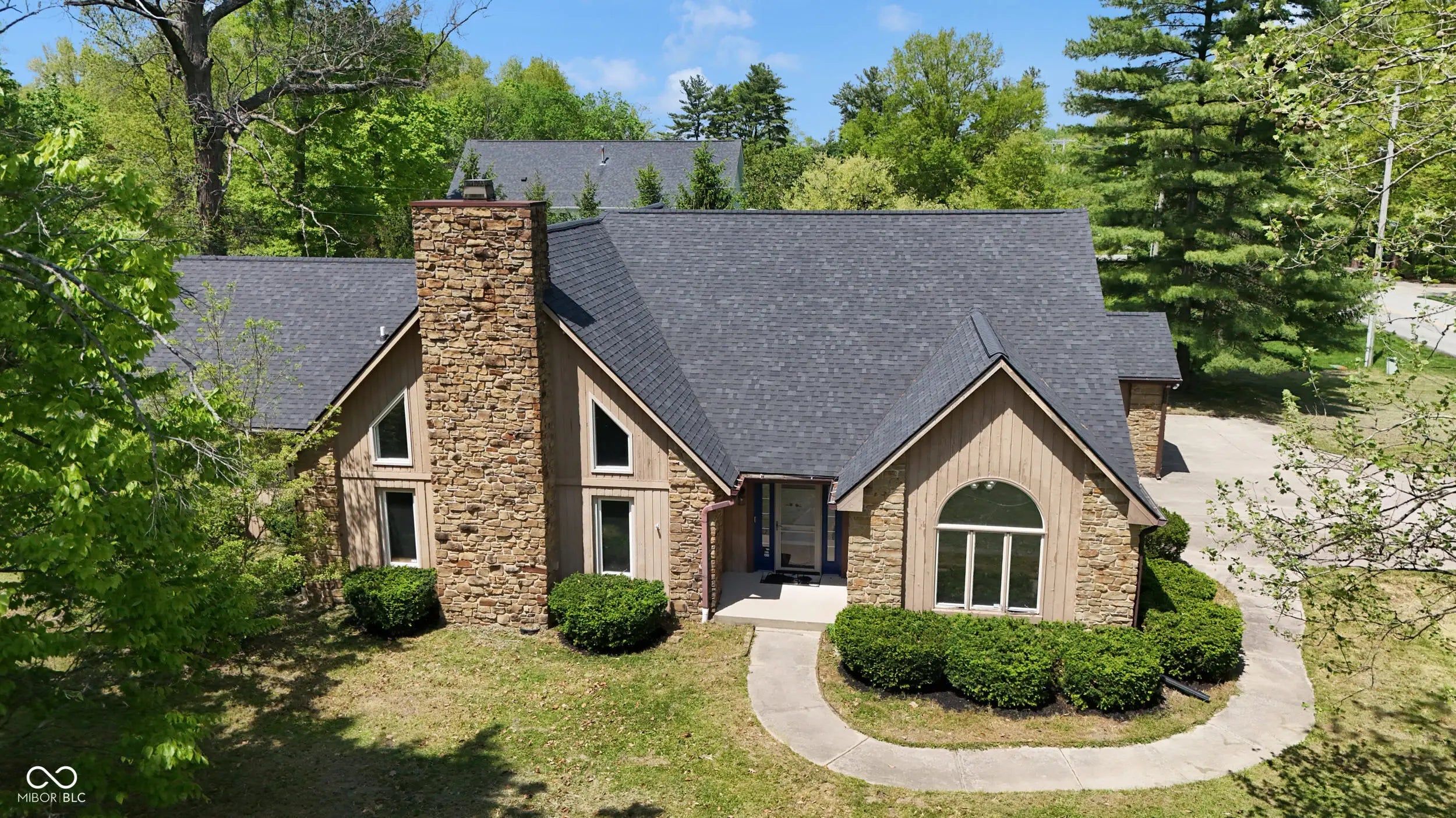 10602 Fall Road, Fishers