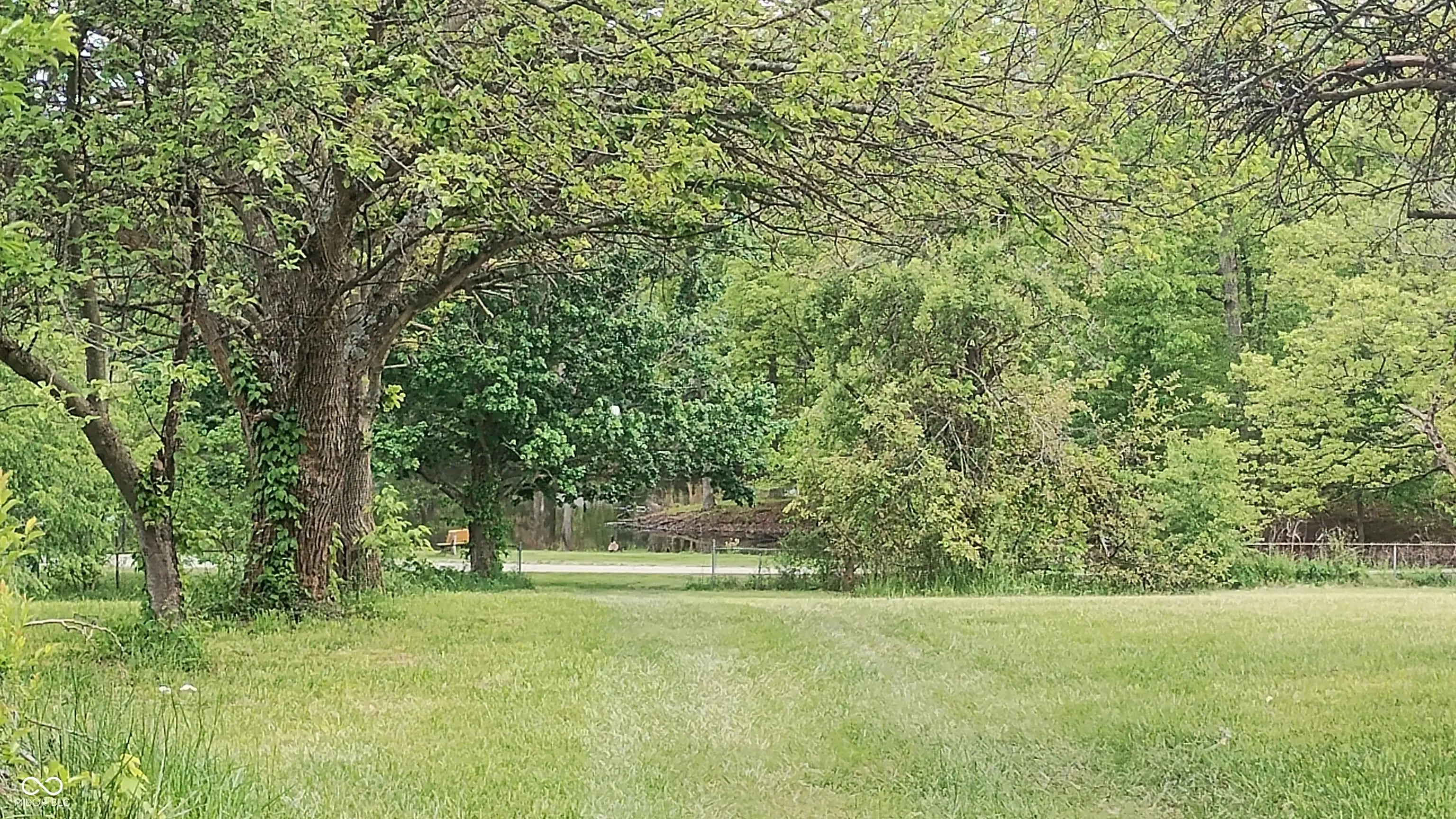 Photo of 11 N Camelot North Way North Vernon, IN 47265