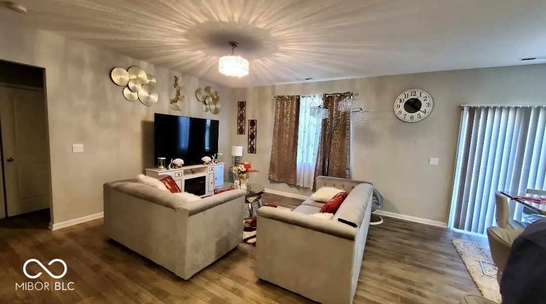 11204 Sashing Way MLS 22037995 Homestead photo 1