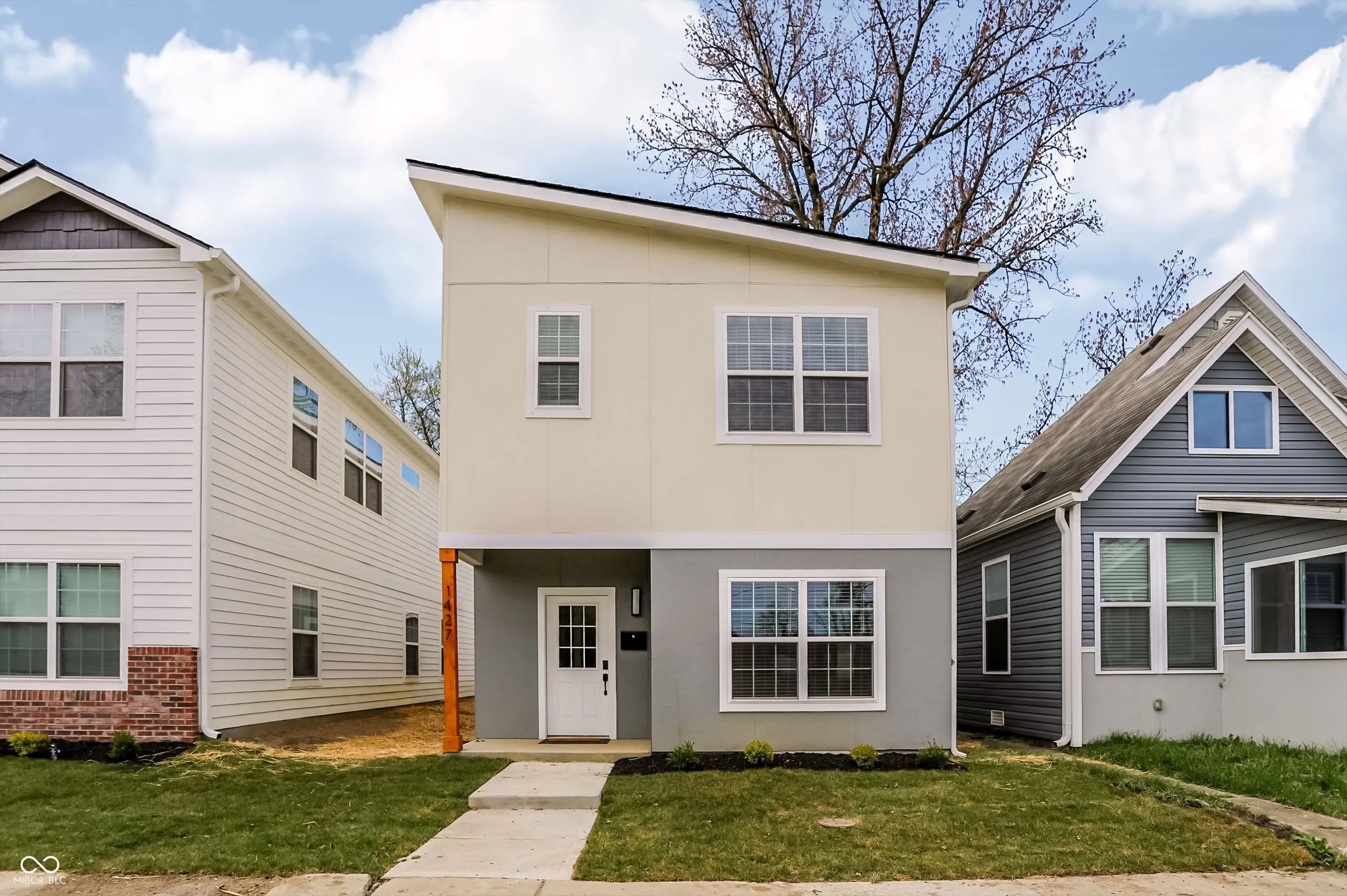 Photo of 1427 Deloss Street Indianapolis, IN 46201