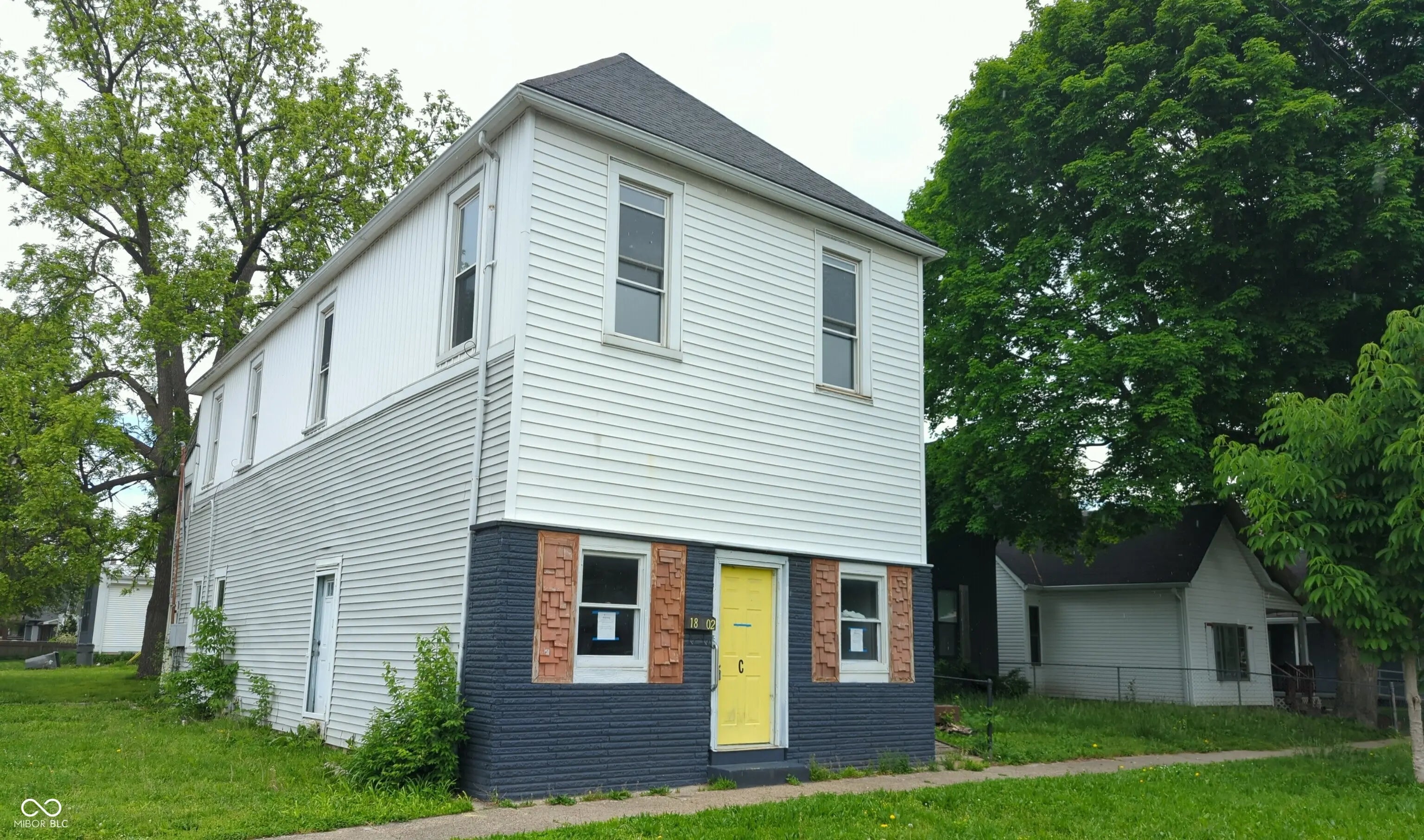 Photo of 1802 Woodlawn Avenue Indianapolis, IN 46203