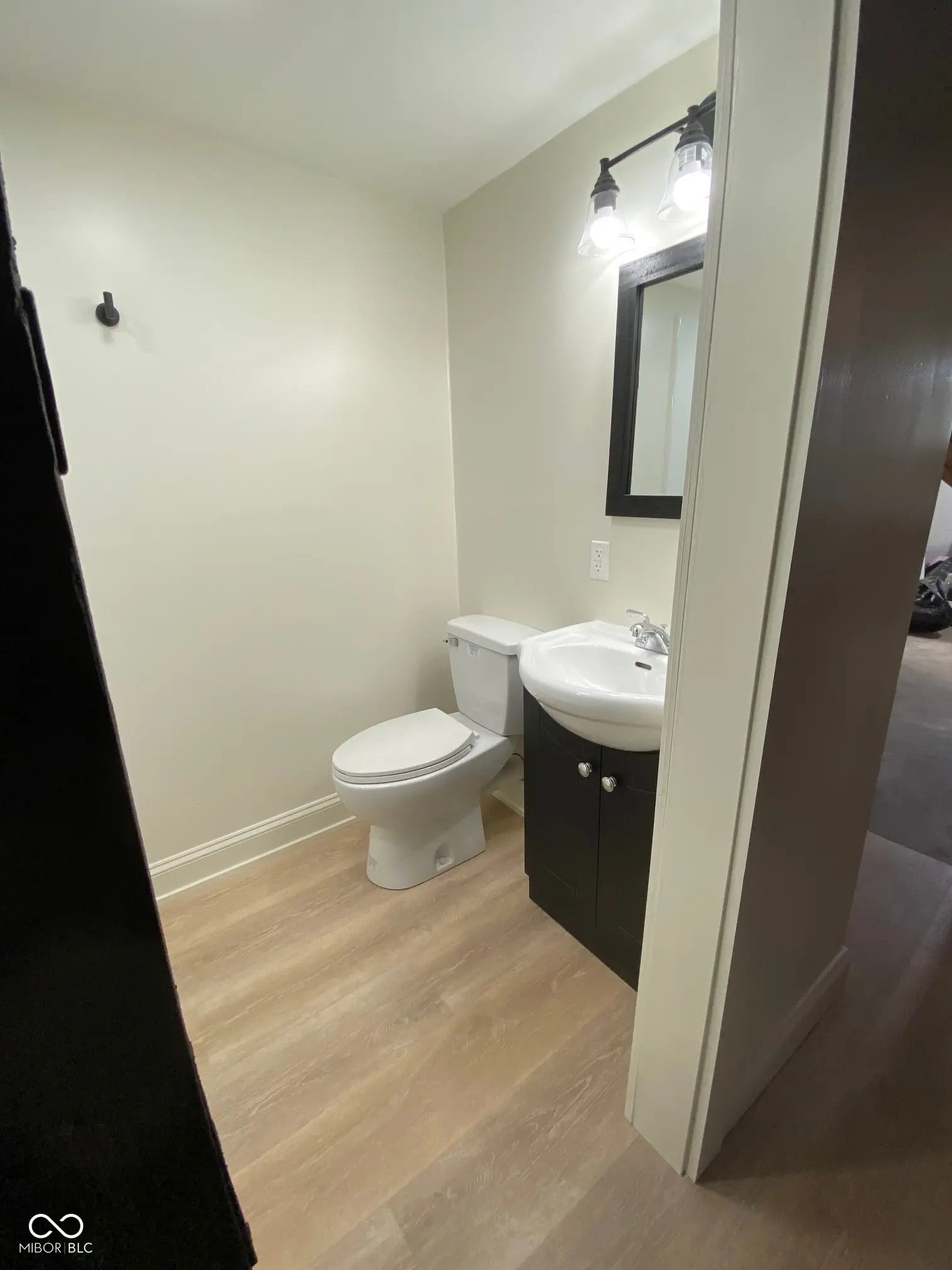 2609-2611 E Troy Avenue MLS 22038613 Hilds photo 30