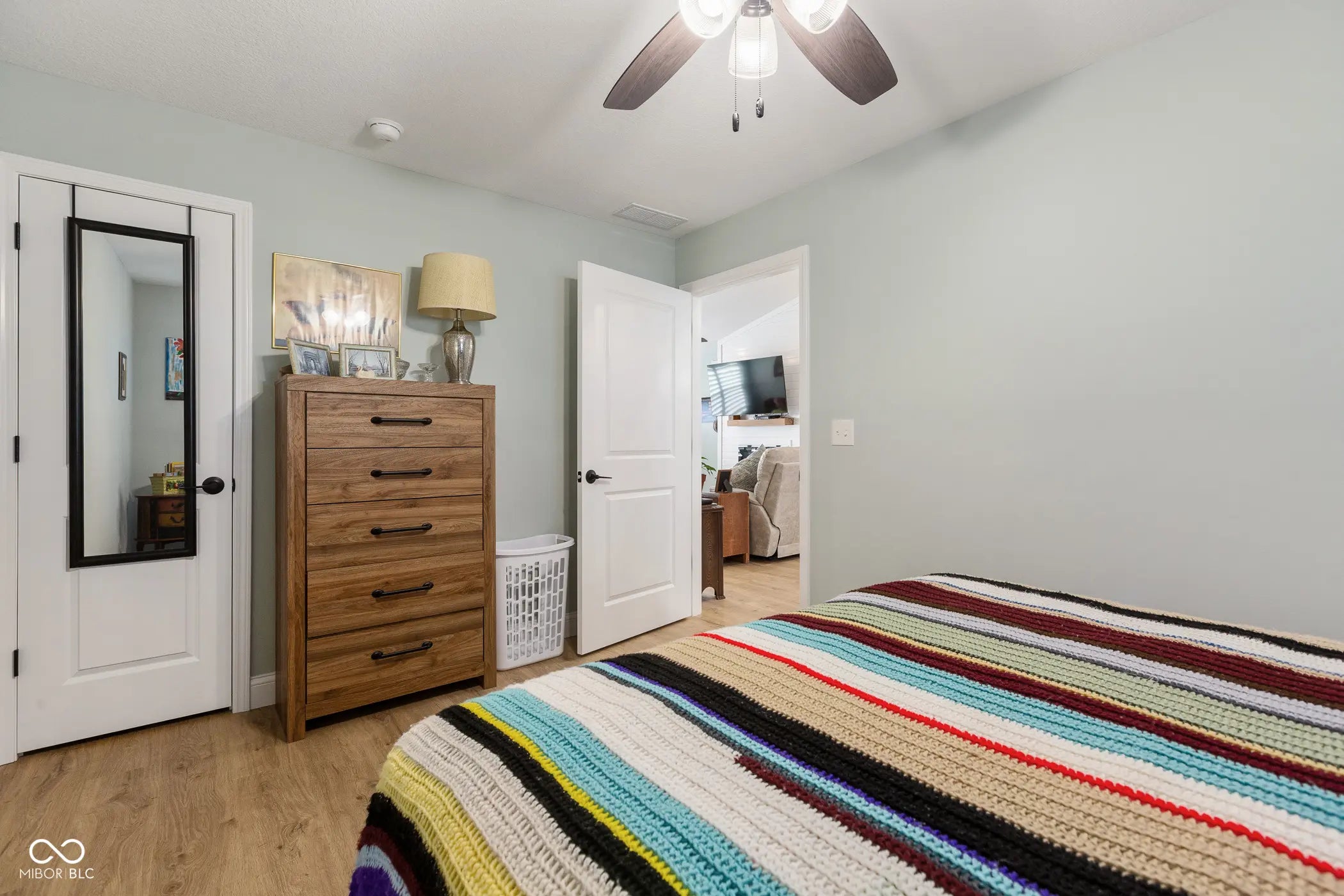 1959 Sophia Lane MLS 22038827 Weslin Estates photo 18