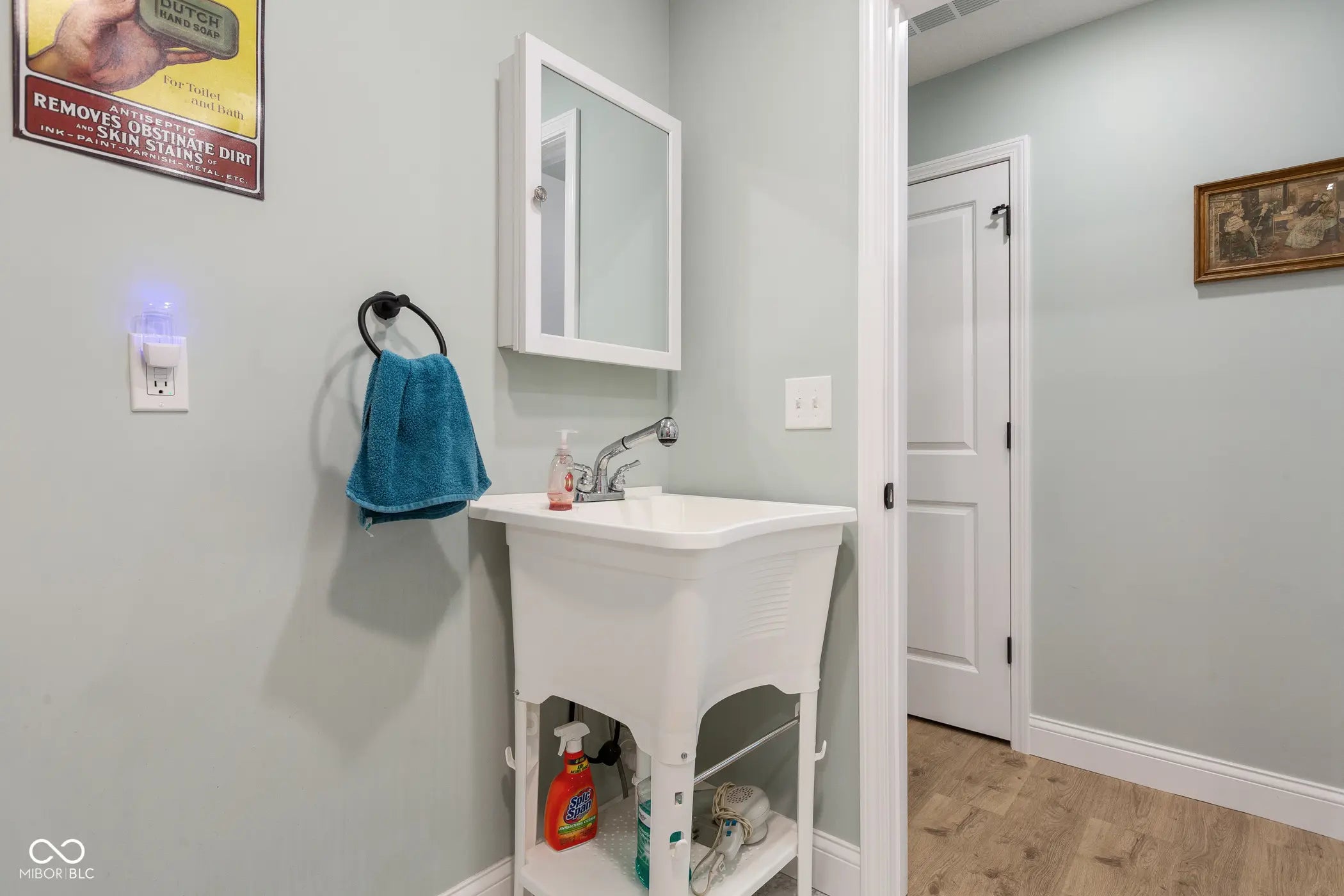 1959 Sophia Lane MLS 22038827 Weslin Estates photo 25