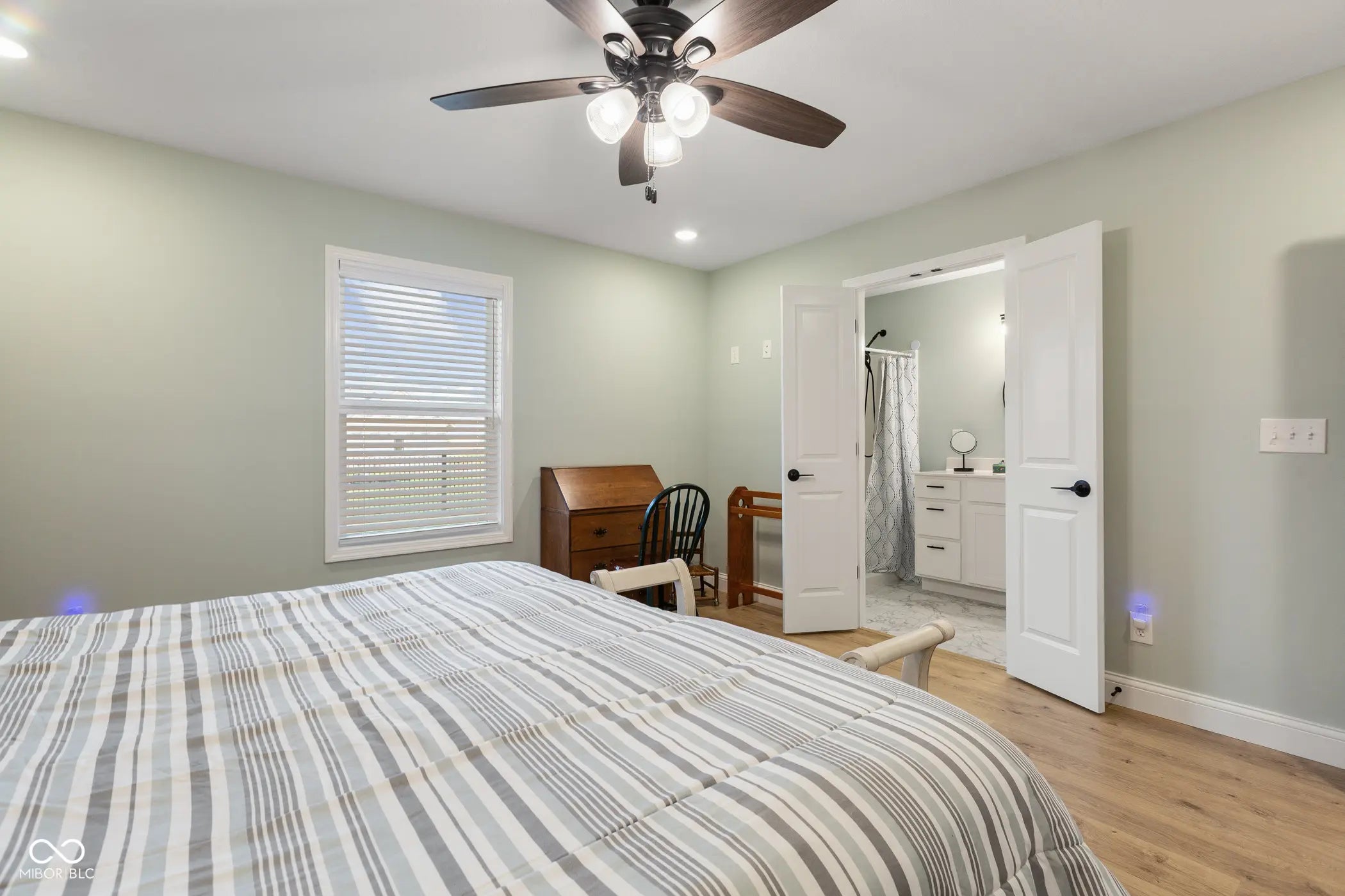 1959 Sophia Lane MLS 22038827 Weslin Estates photo 31