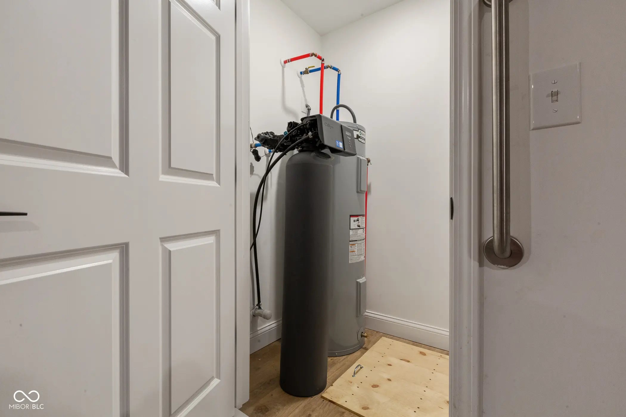 1959 Sophia Lane MLS 22038827 Weslin Estates photo 36