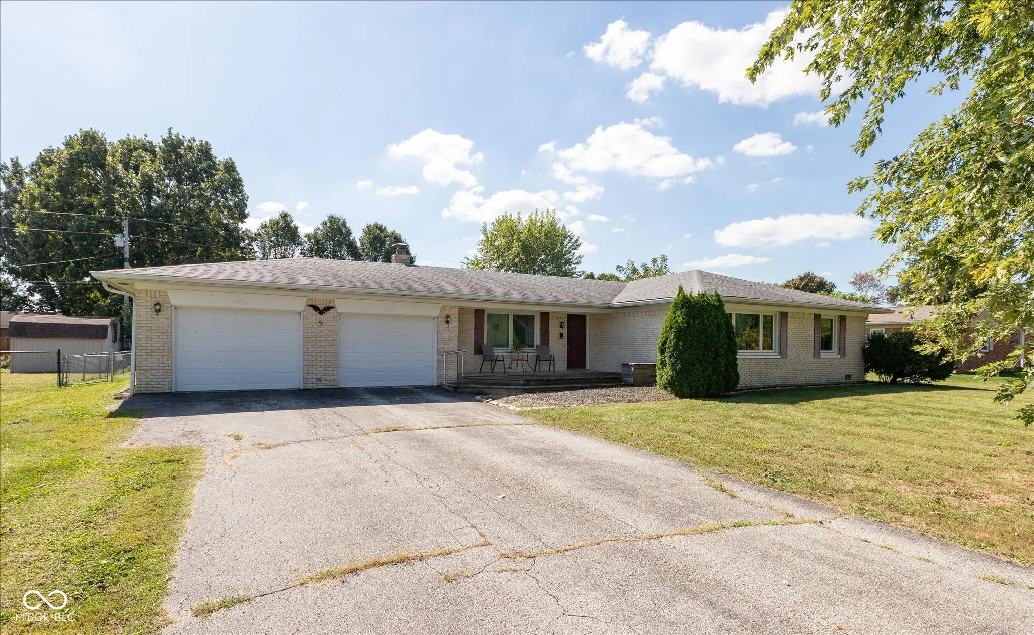 5585 Gallagher Drive, Greenwood