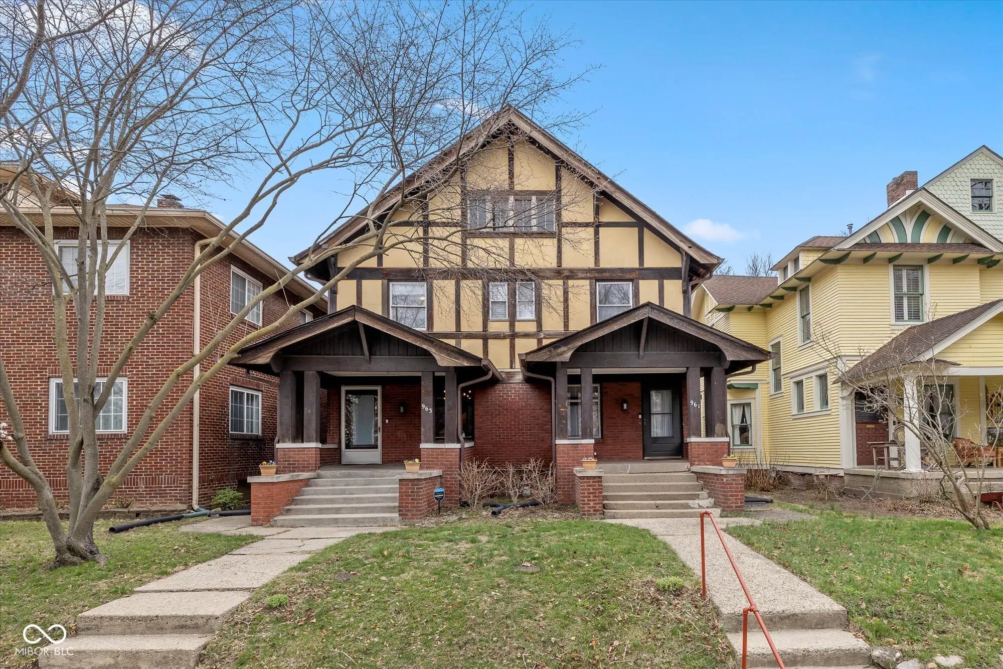 Photo of 963 Woodruff Place West Drive Indianapolis, IN 46201