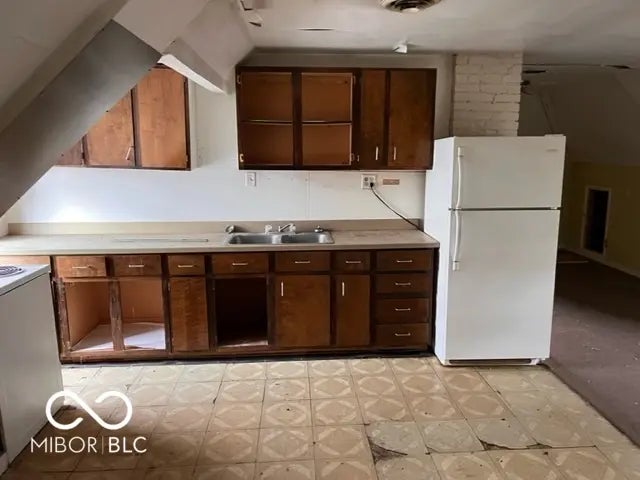 631 Terrace Avenue MLS 22039038 South Park photo 14