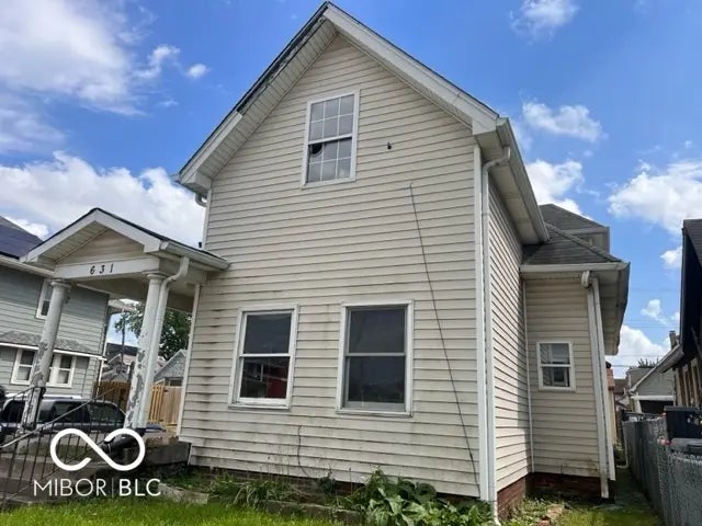 631 Terrace Avenue MLS 22039038 South Park photo 2