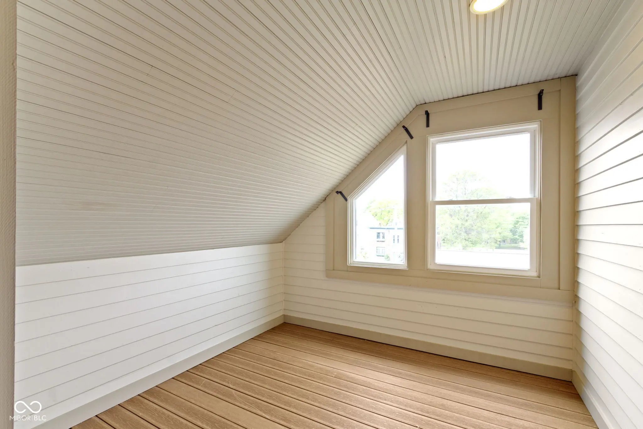 1526 Carrollton Avenue MLS 22039107 Butler Hrs photo 30