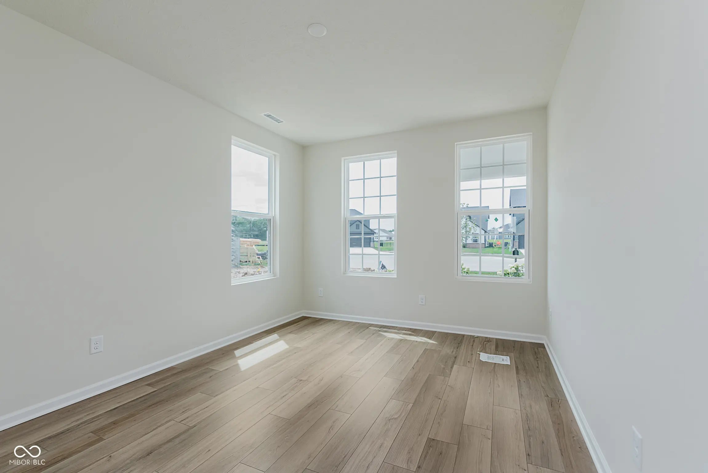 6421 Springtide Court MLS 22039267 Trescott photo 14