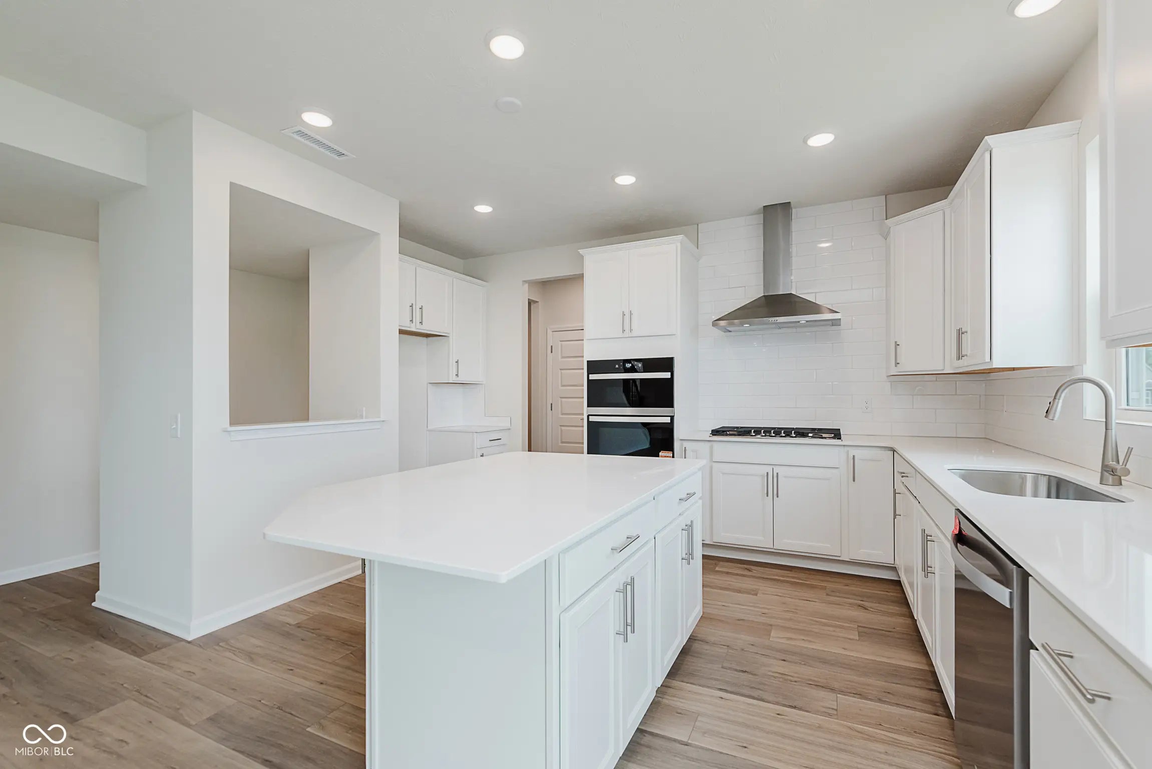 6421 Springtide Court MLS 22039267 Trescott photo 2