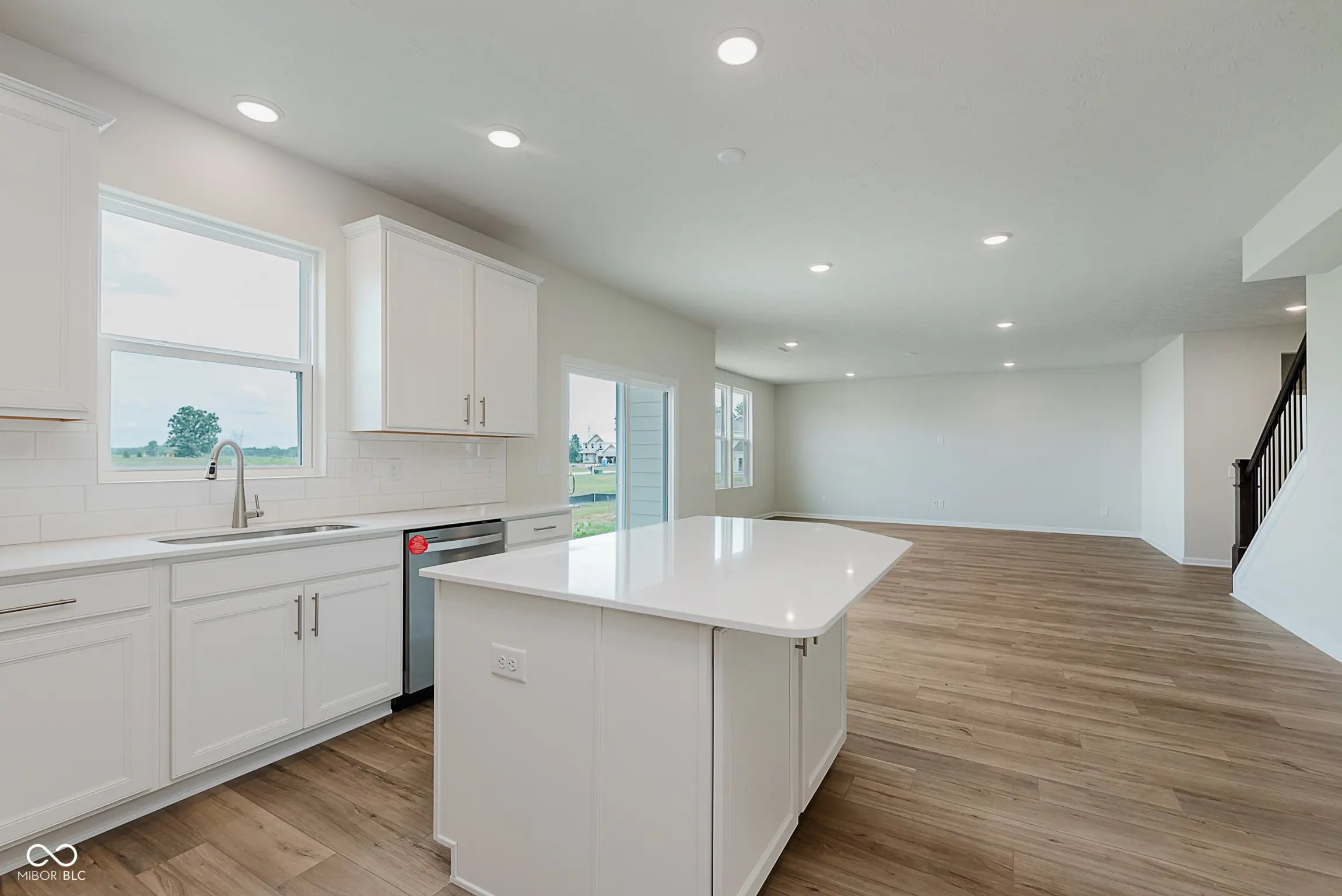 6421 Springtide Court MLS 22039267 Trescott photo 3