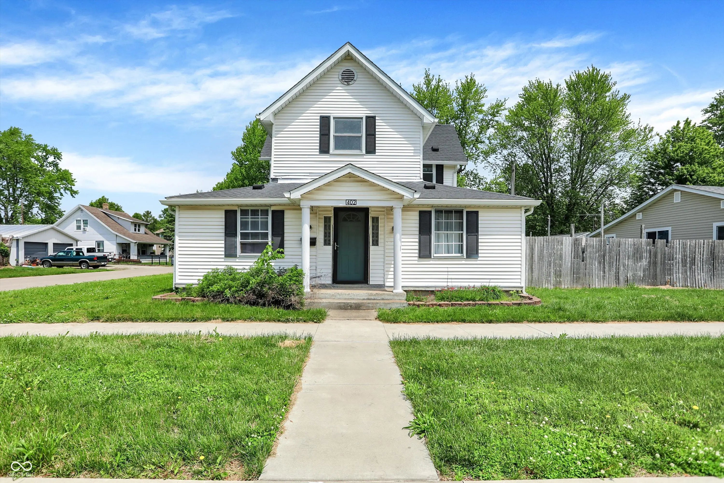402 E 8th Street, Rushville