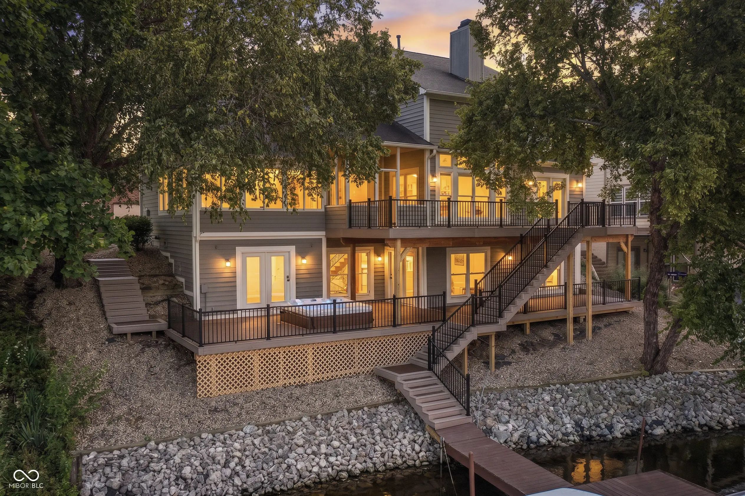 Photo of 11226 Blackwalnut Point Indianapolis, IN 46236