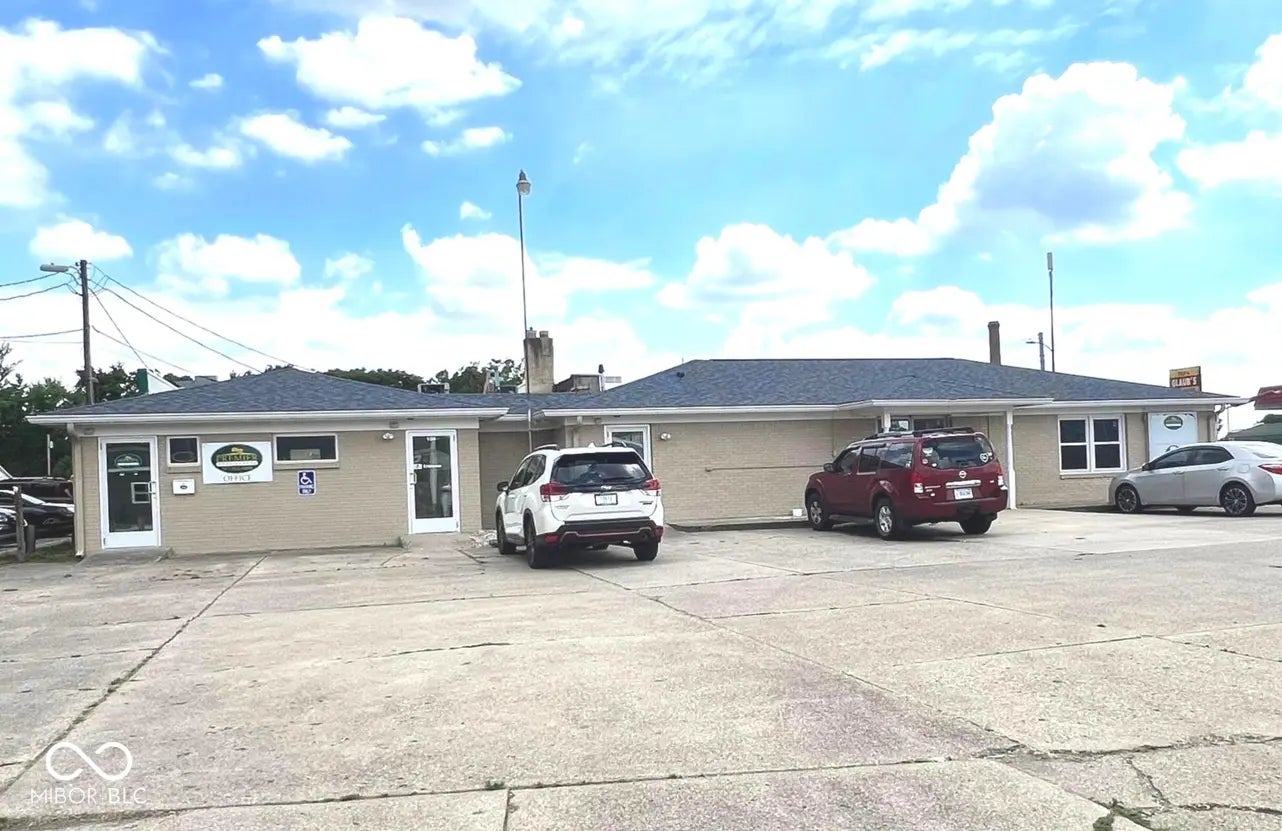 Photo of 104 S Vine Street Shelbyville, IN 46176