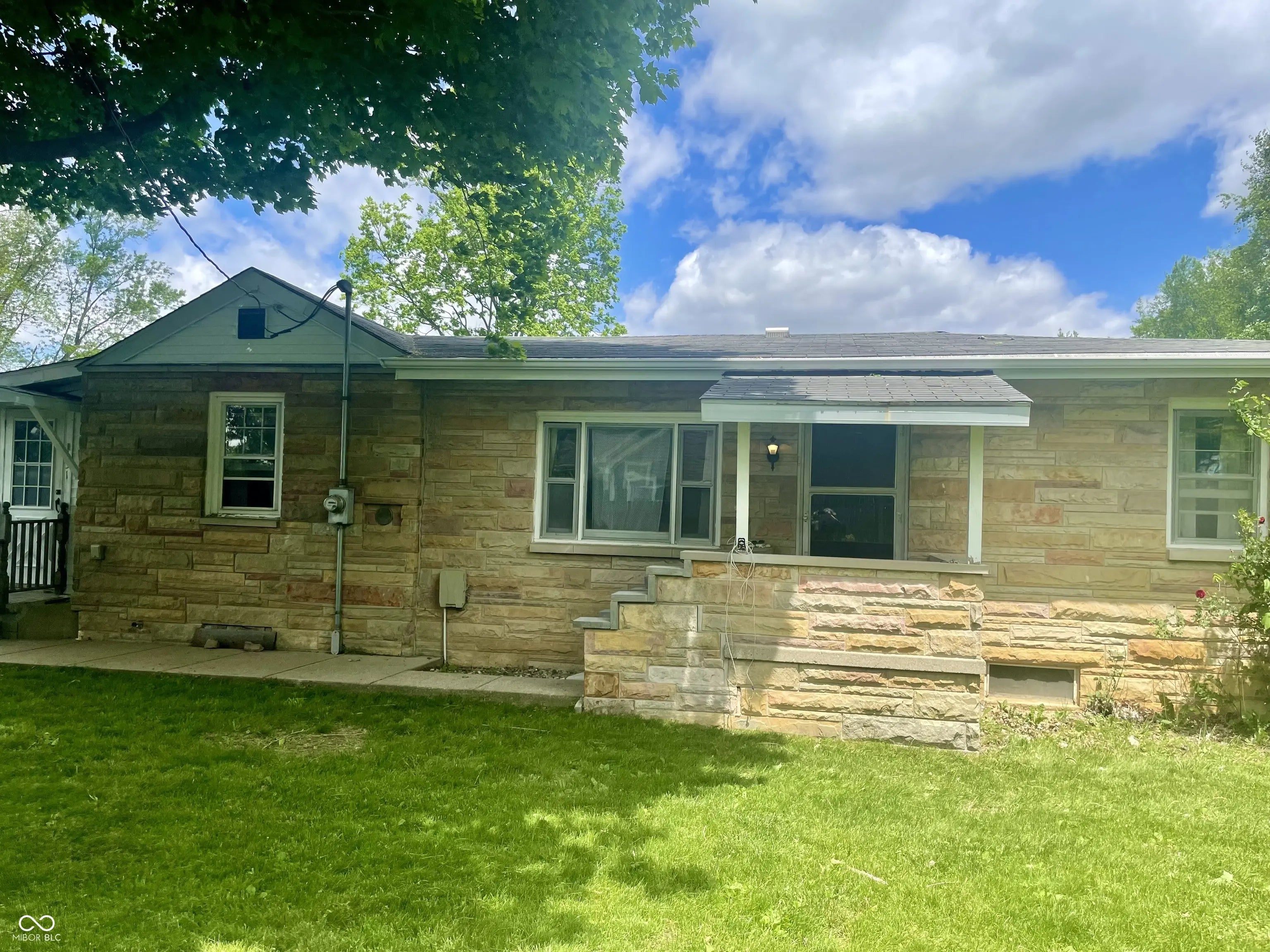 Photo of 451 North Street E Cloverdale, IN 46120
