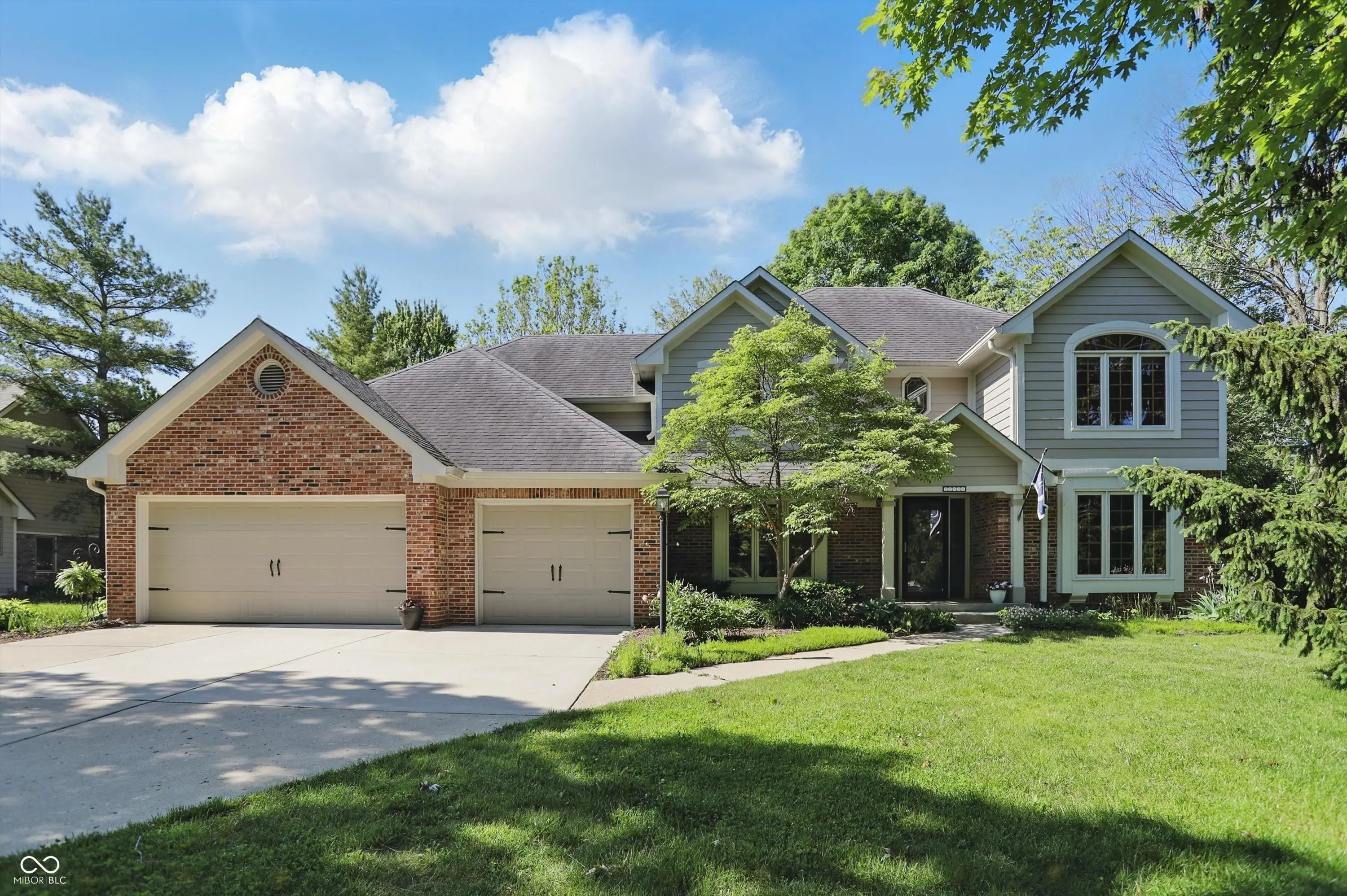 12335 Old Stone Drive, Indianapolis