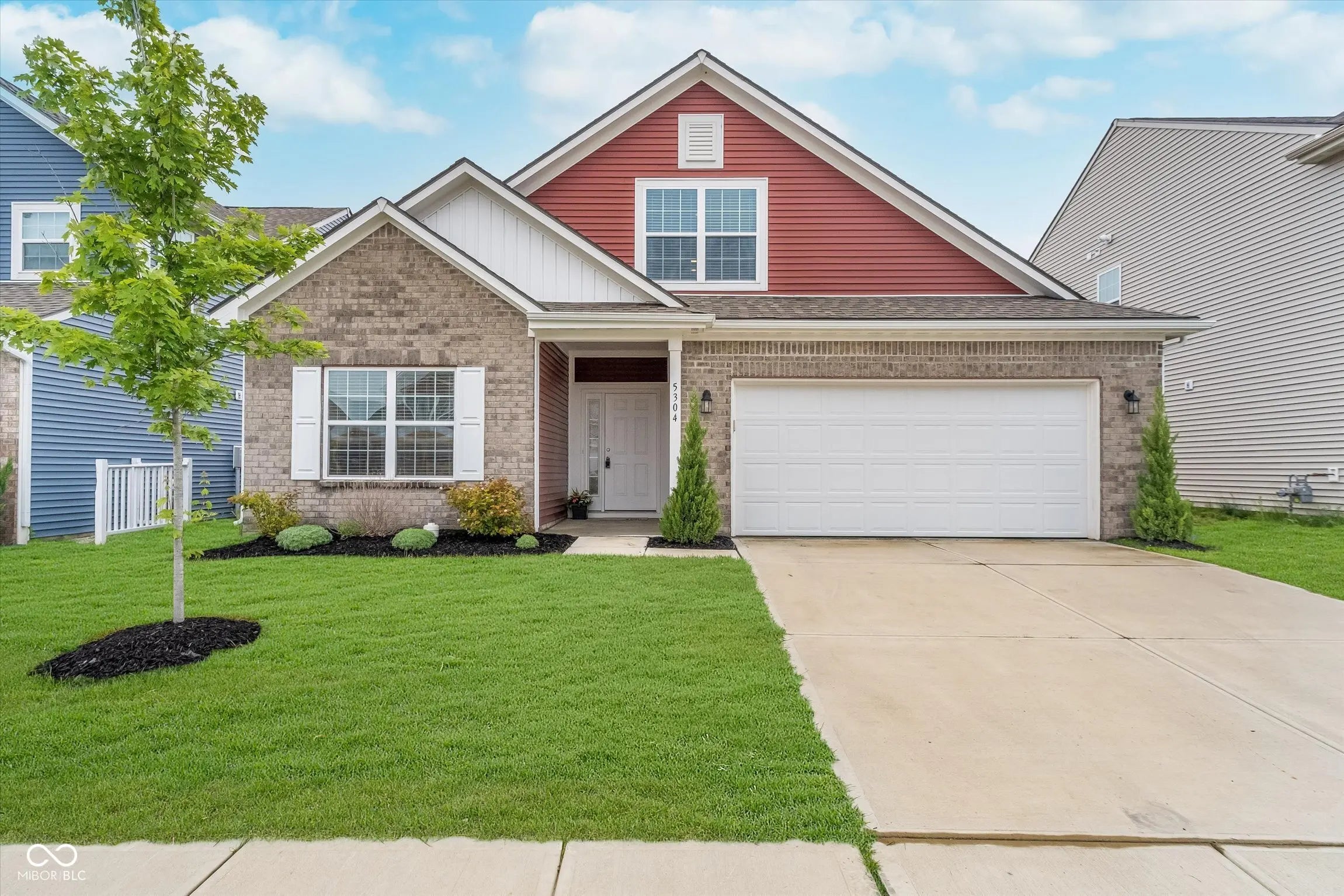 5304 Maywood Drive, Whitestown