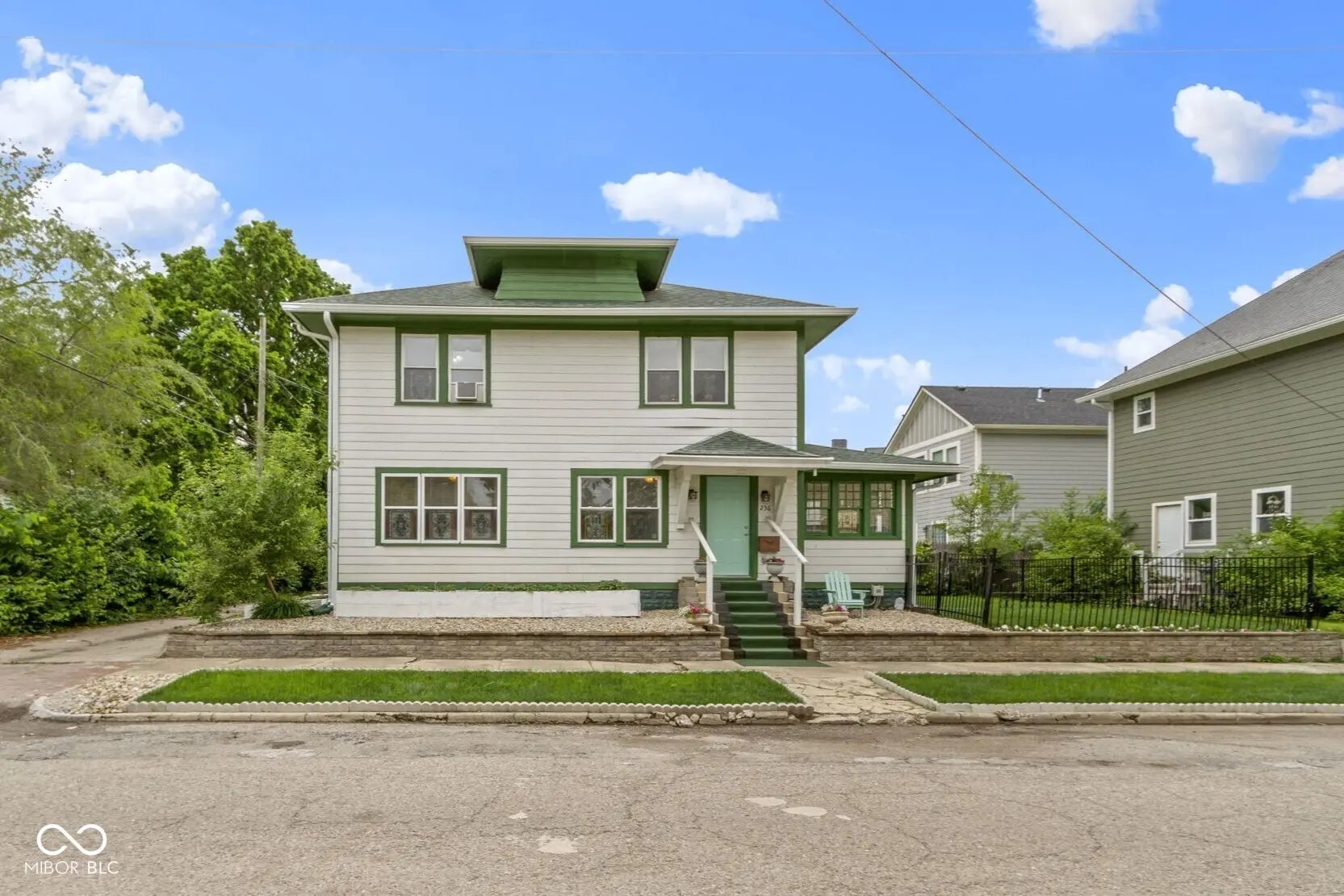 236 W 33rd Street, Indianapolis