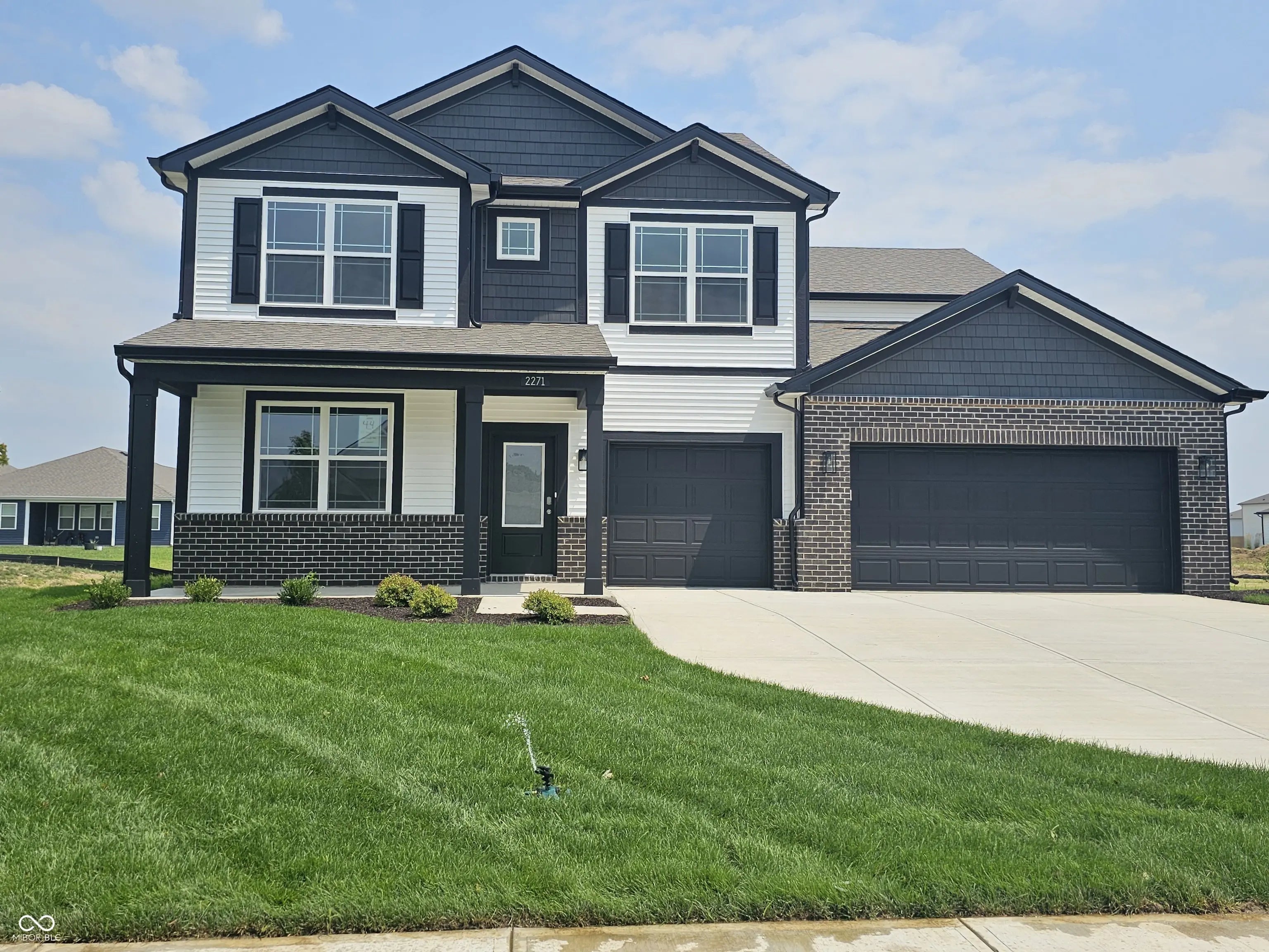 2271 Oakmont Drive, Plainfield