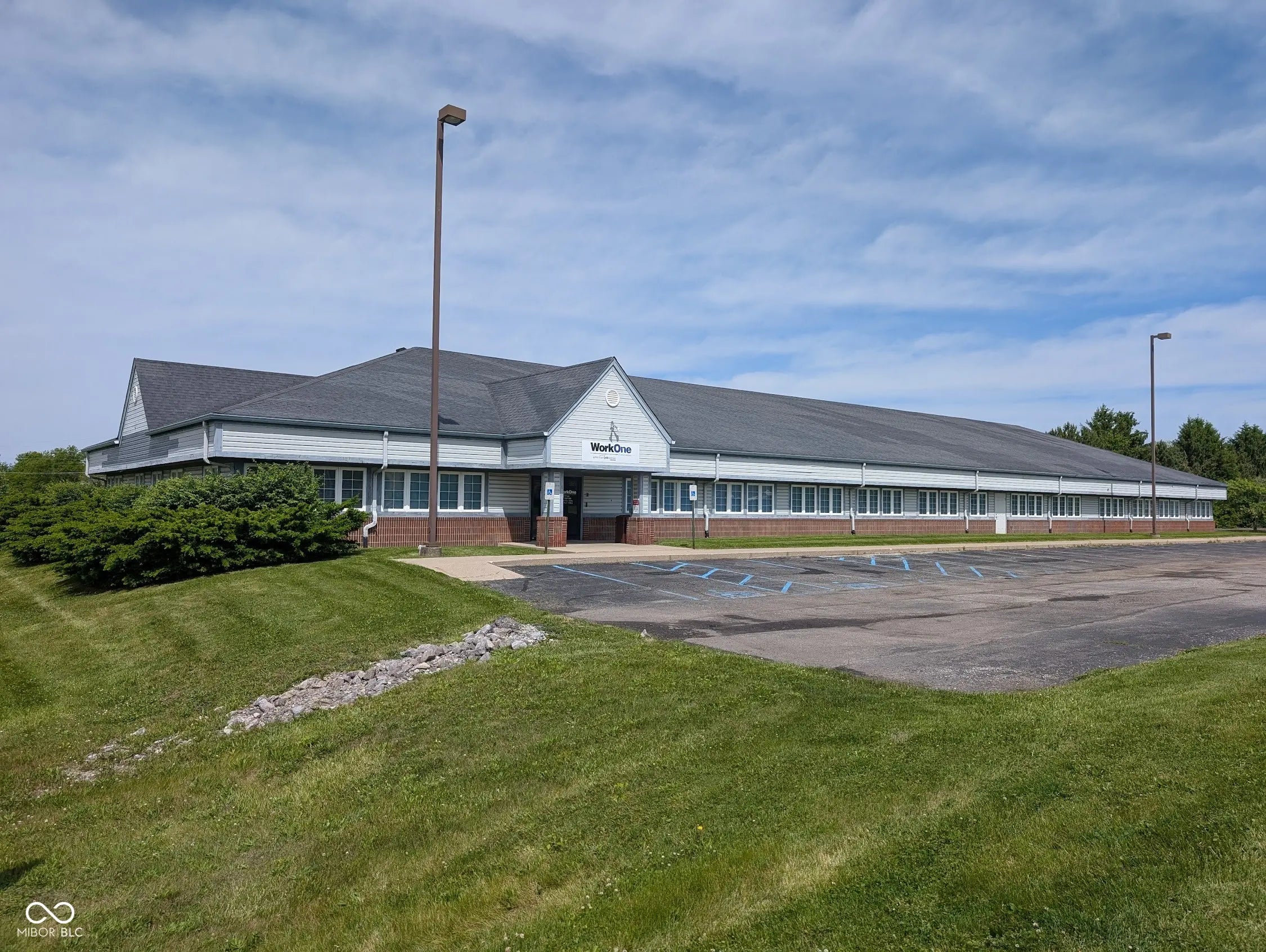 Photo of 140 E 53rd Street Anderson, IN 46013