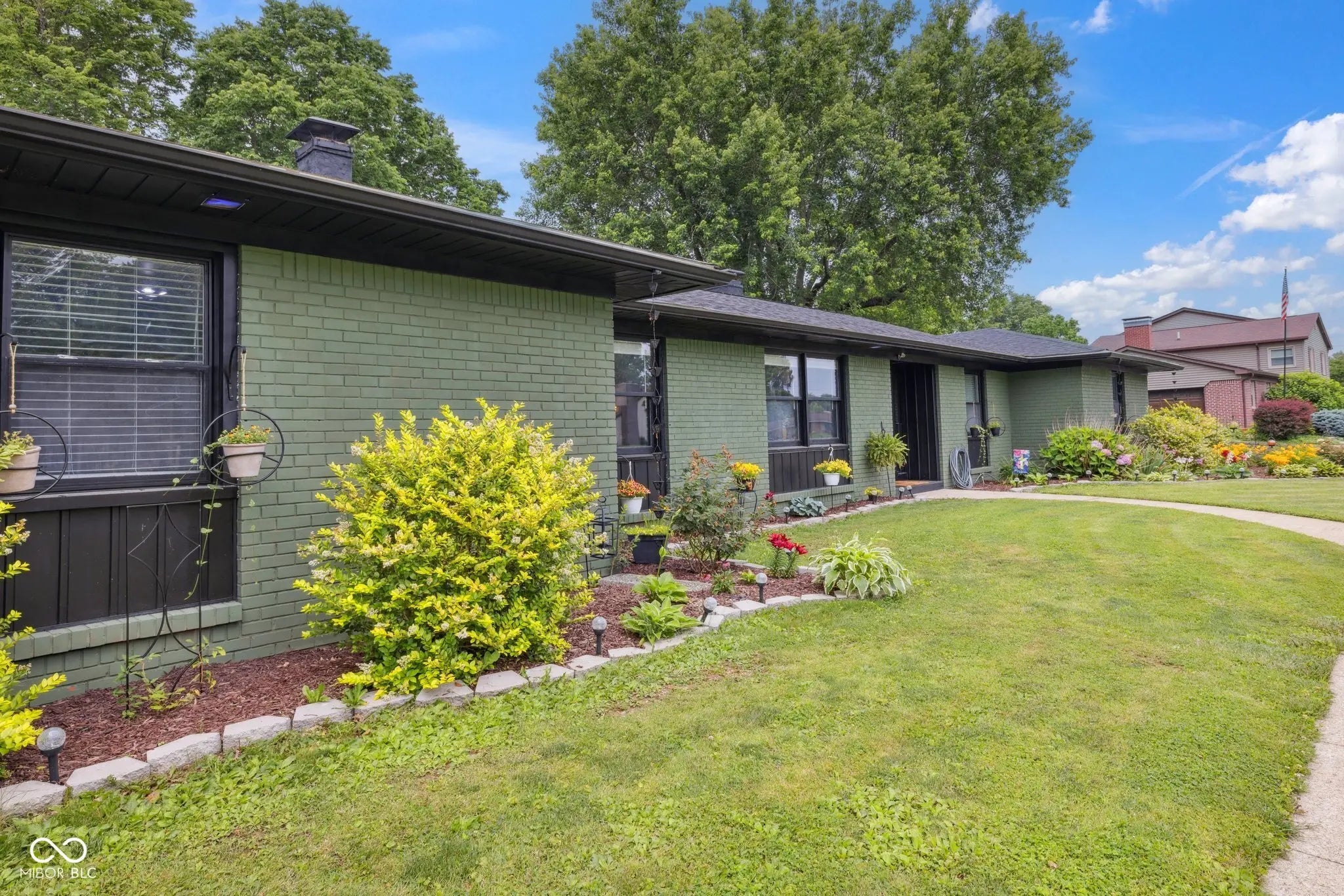 2028 Fairway Drive MLS 22040632 Edgelea photo 5