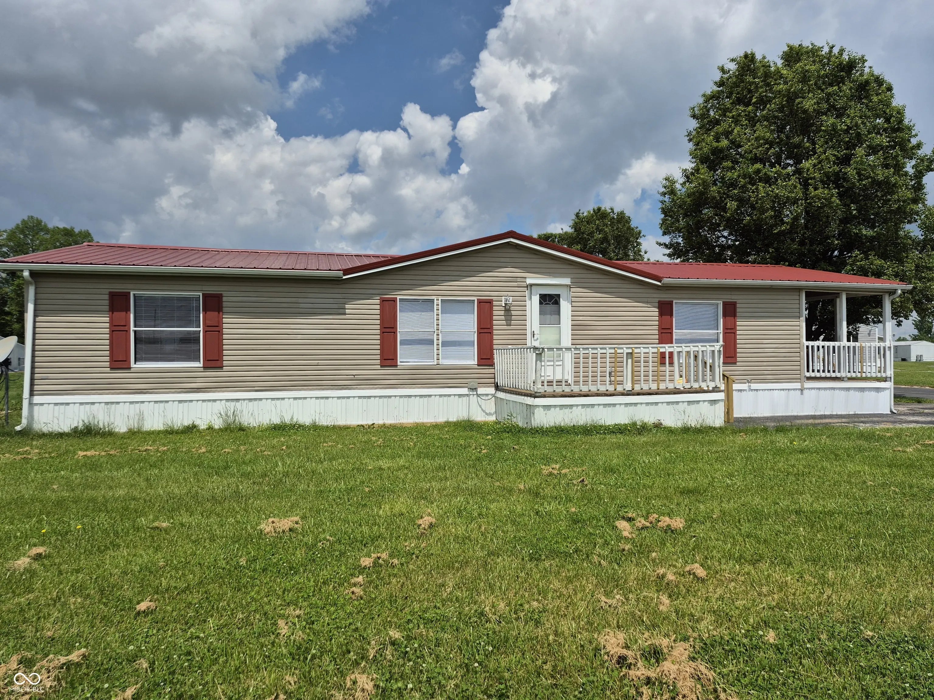 Photo of 1516 Drakewood Lane Scottsburg, IN 47170