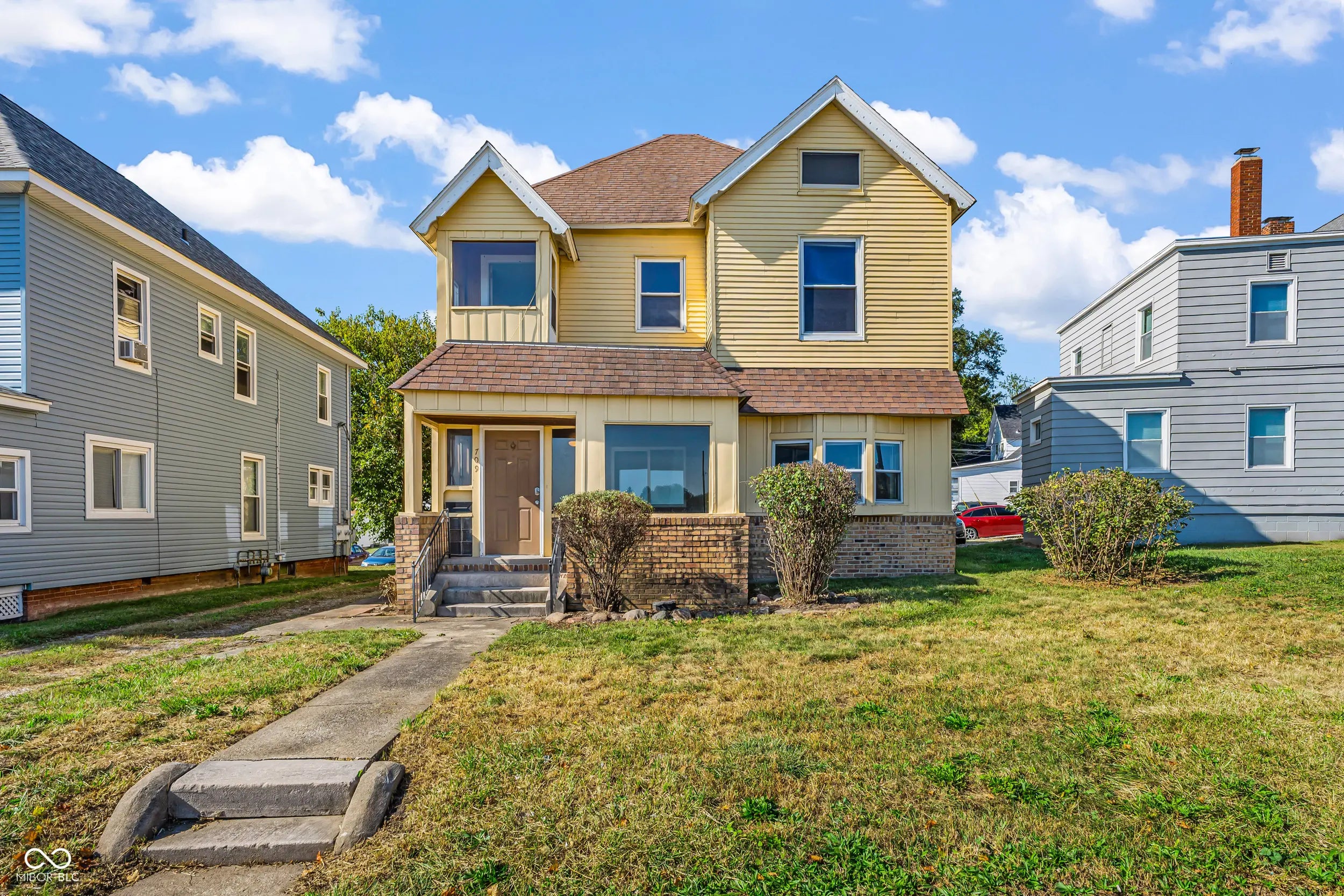 709 Wheeling Avenue, Muncie