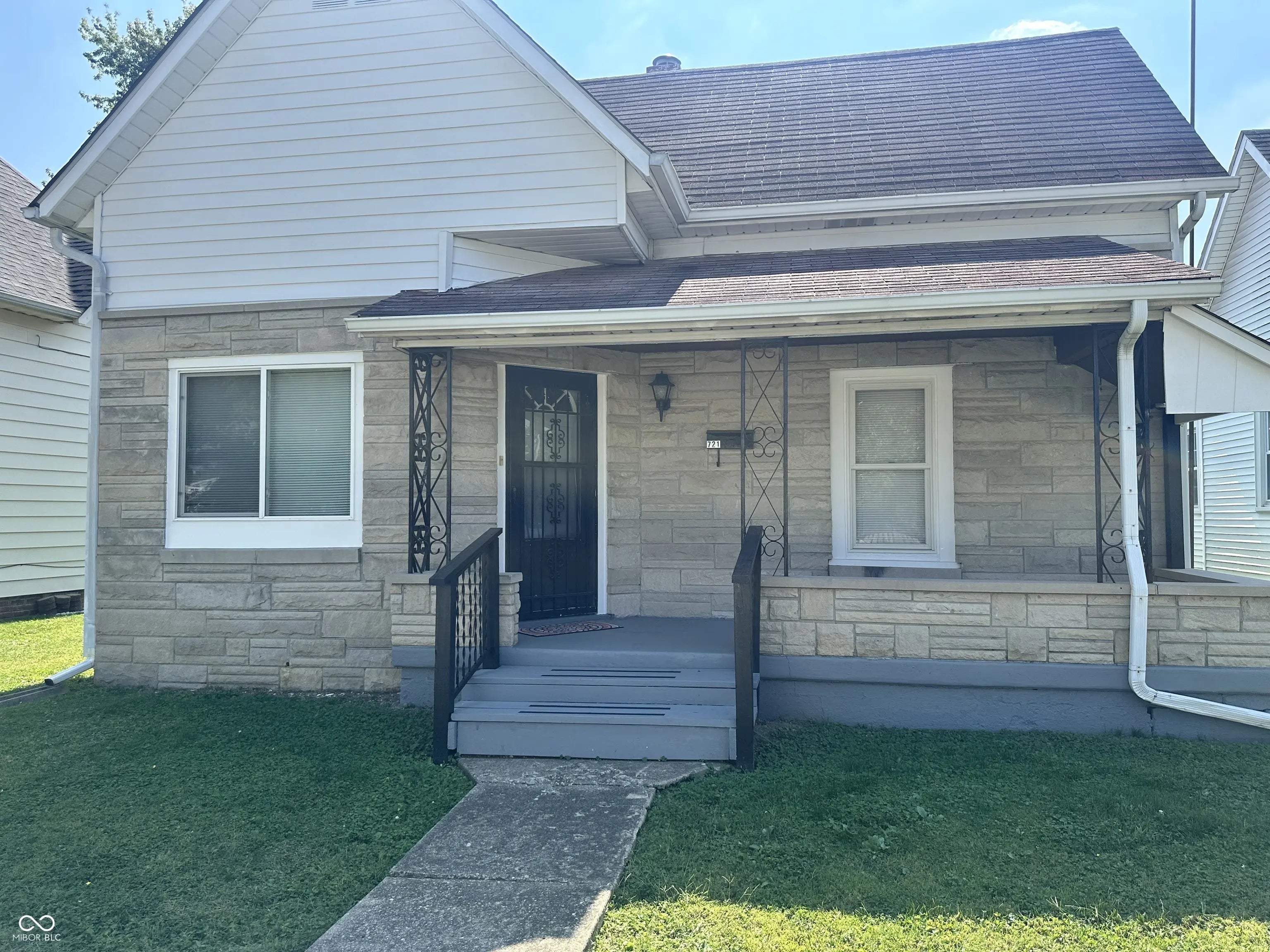 721 Main Street, Shelbyville
