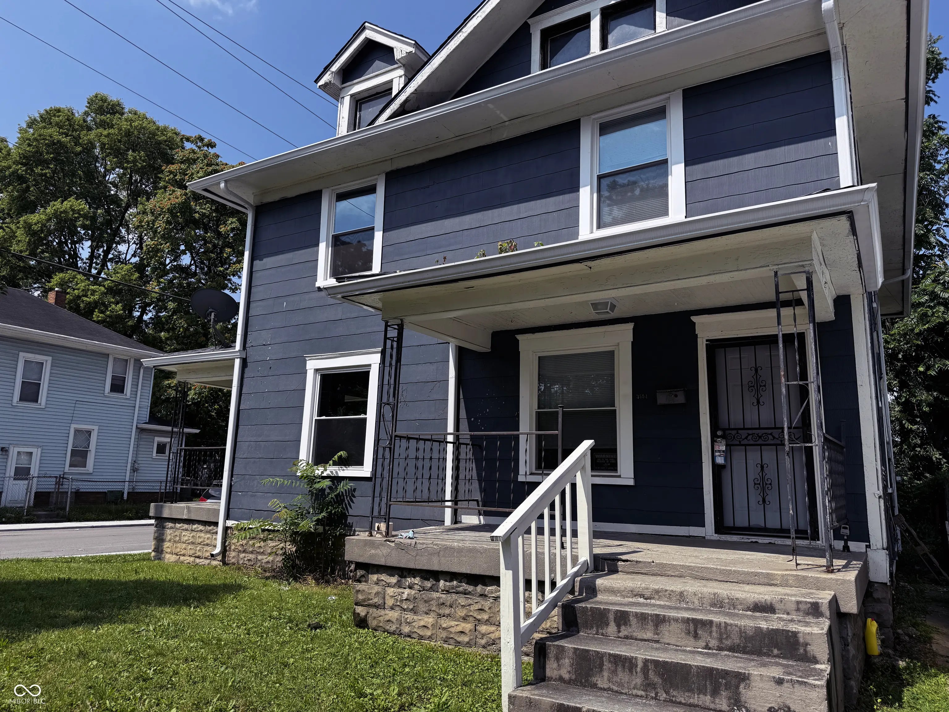 3502 N Kenwood Avenue MLS 22041106 Avondale photo 2