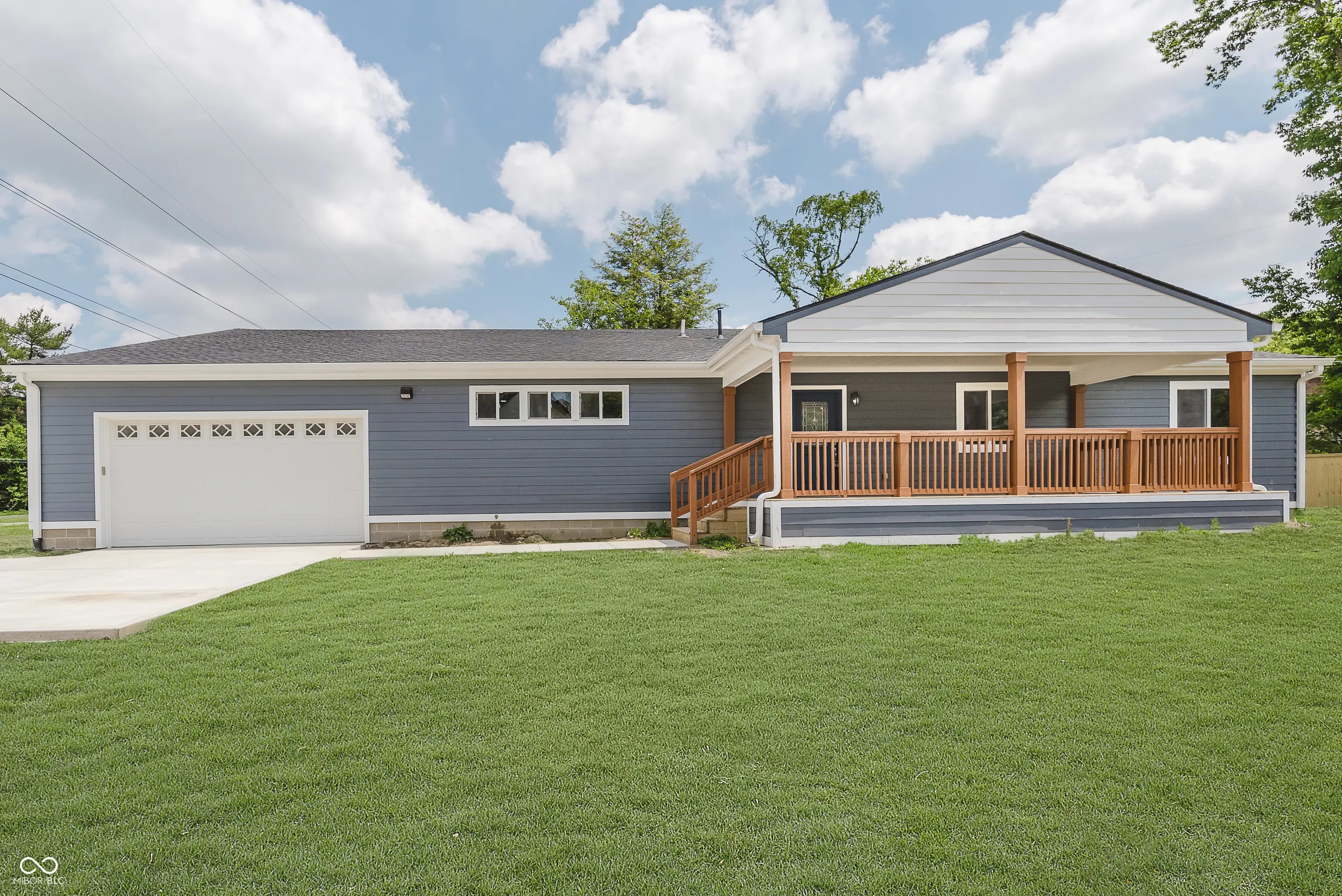 4477 Devon Lake Road, Indianapolis