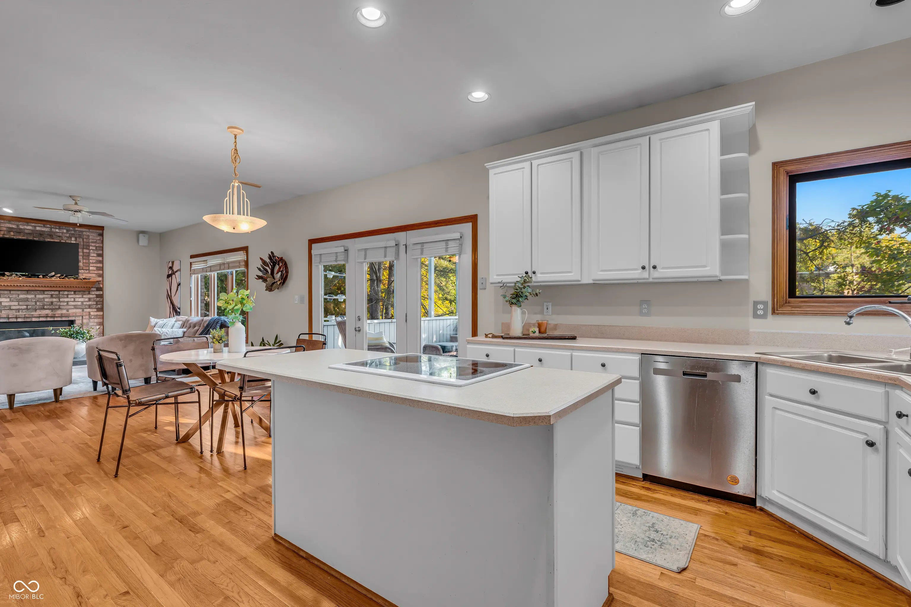 7141 Ember Court MLS 22041234 Fox Pointe photo 9