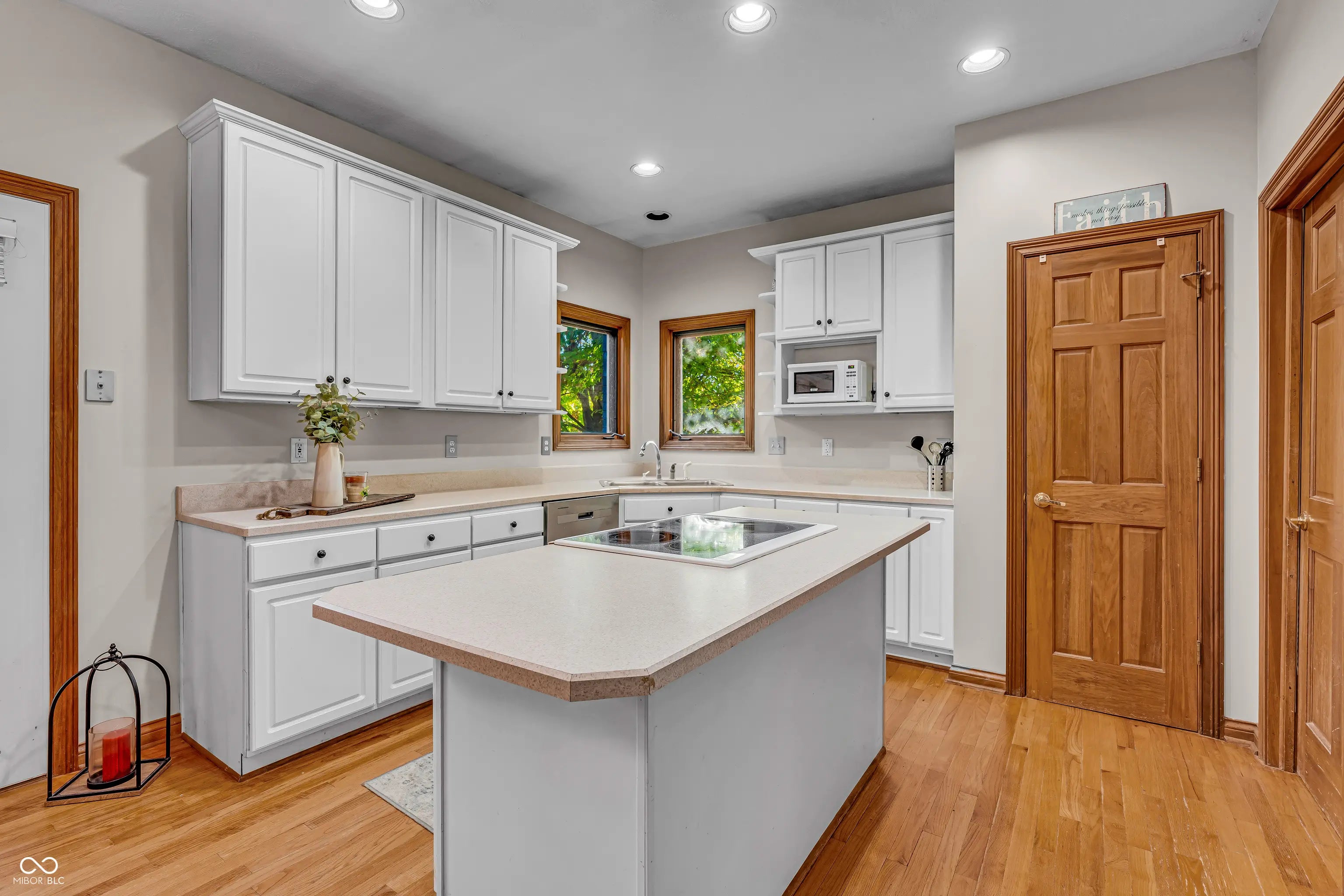 7141 Ember Court MLS 22041234 Fox Pointe photo 11