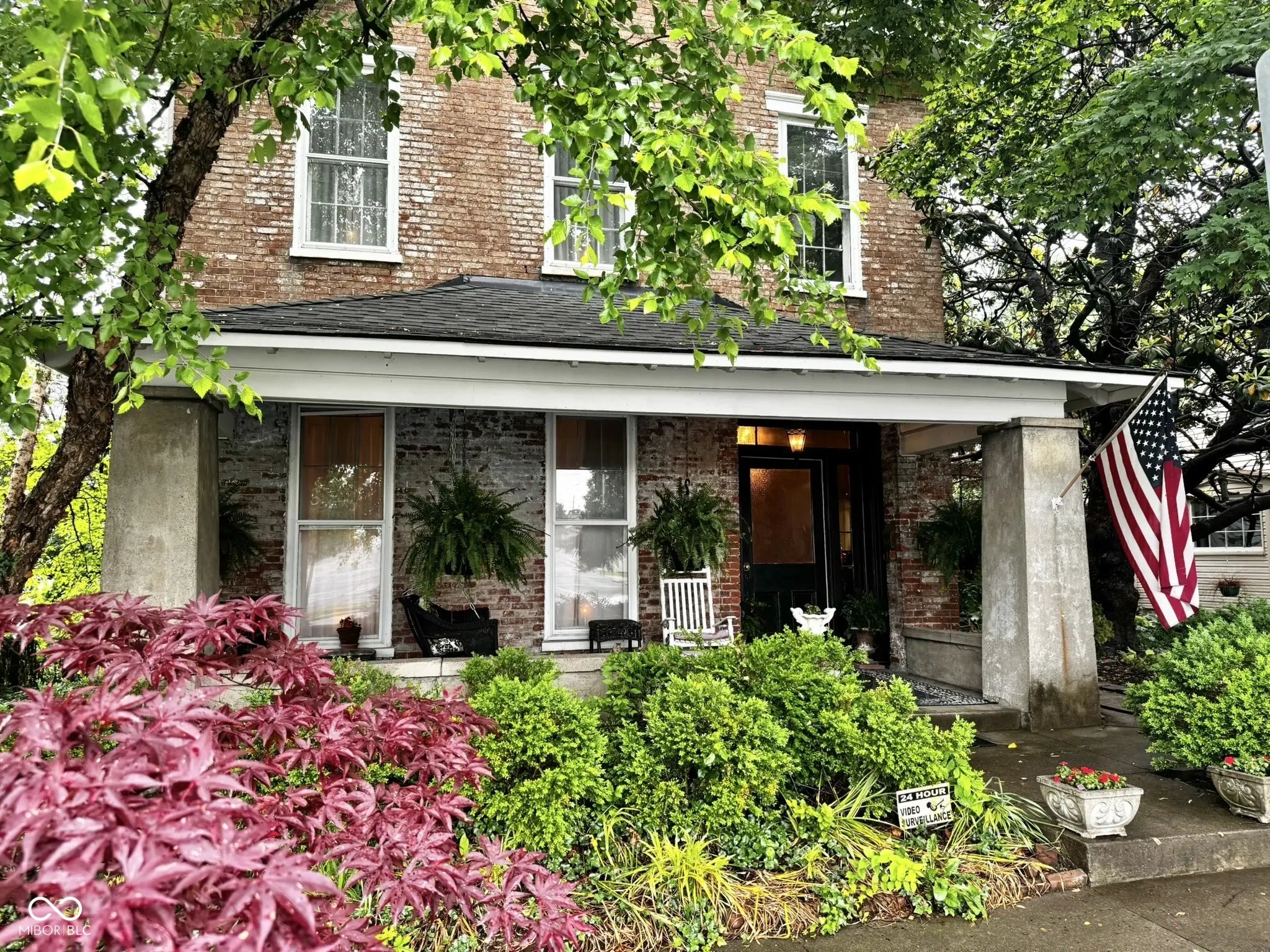 Photo of 218 Locust Street Jeffersonville, IN 47130