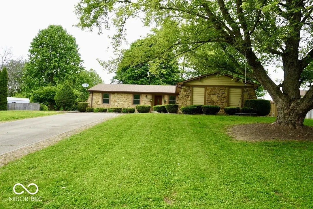 5331 Birch Lane, Greenwood