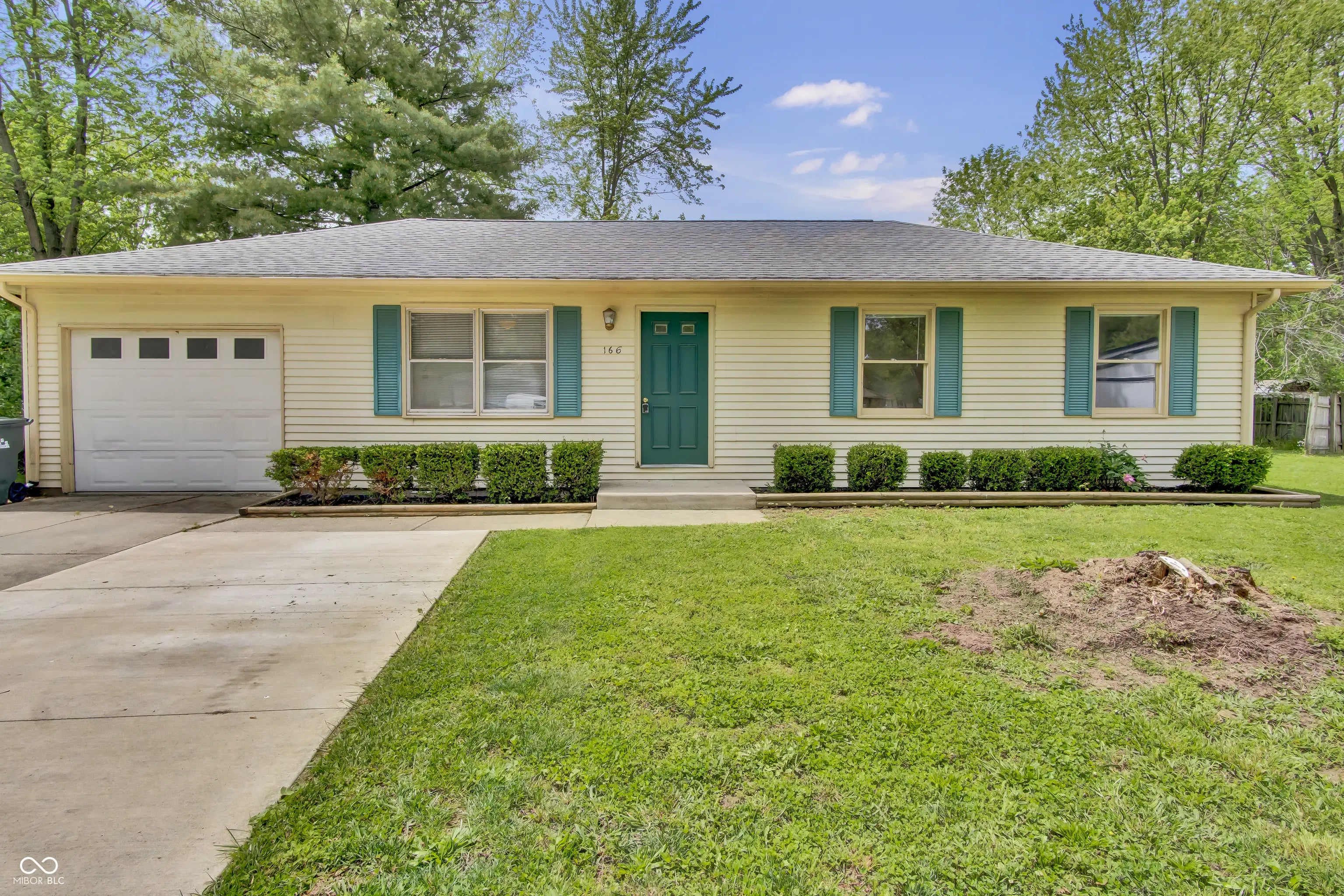 166 Schaefer Court S MLS 22041411 Goshen Meadows photo 6