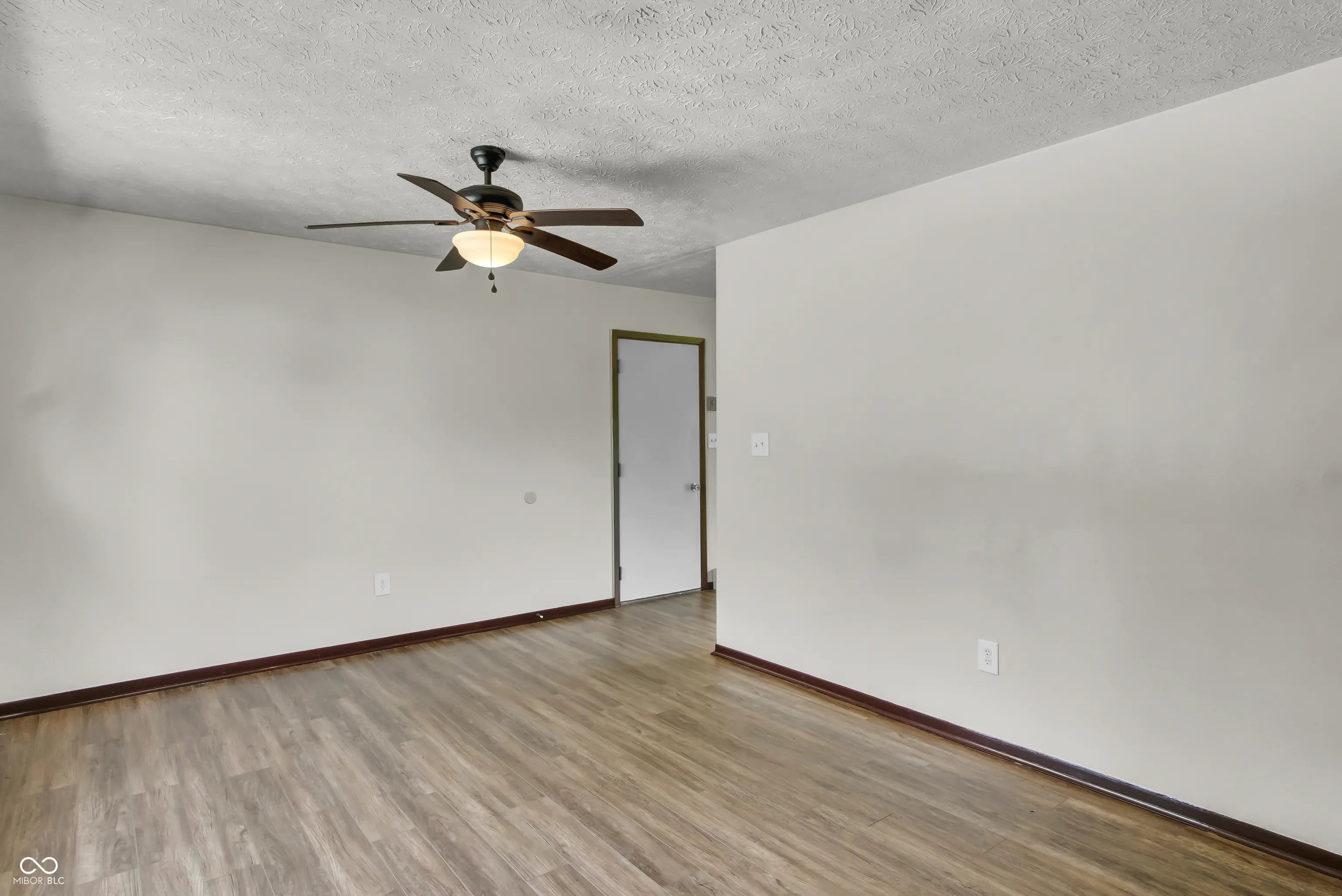 166 Schaefer Court S MLS 22041411 Goshen Meadows photo 7