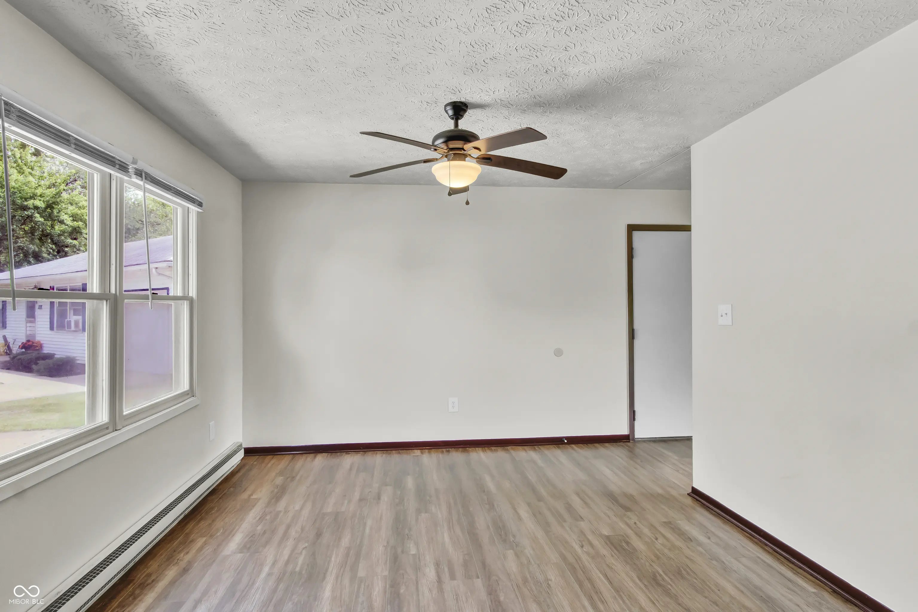 166 Schaefer Court S MLS 22041411 Goshen Meadows photo 8