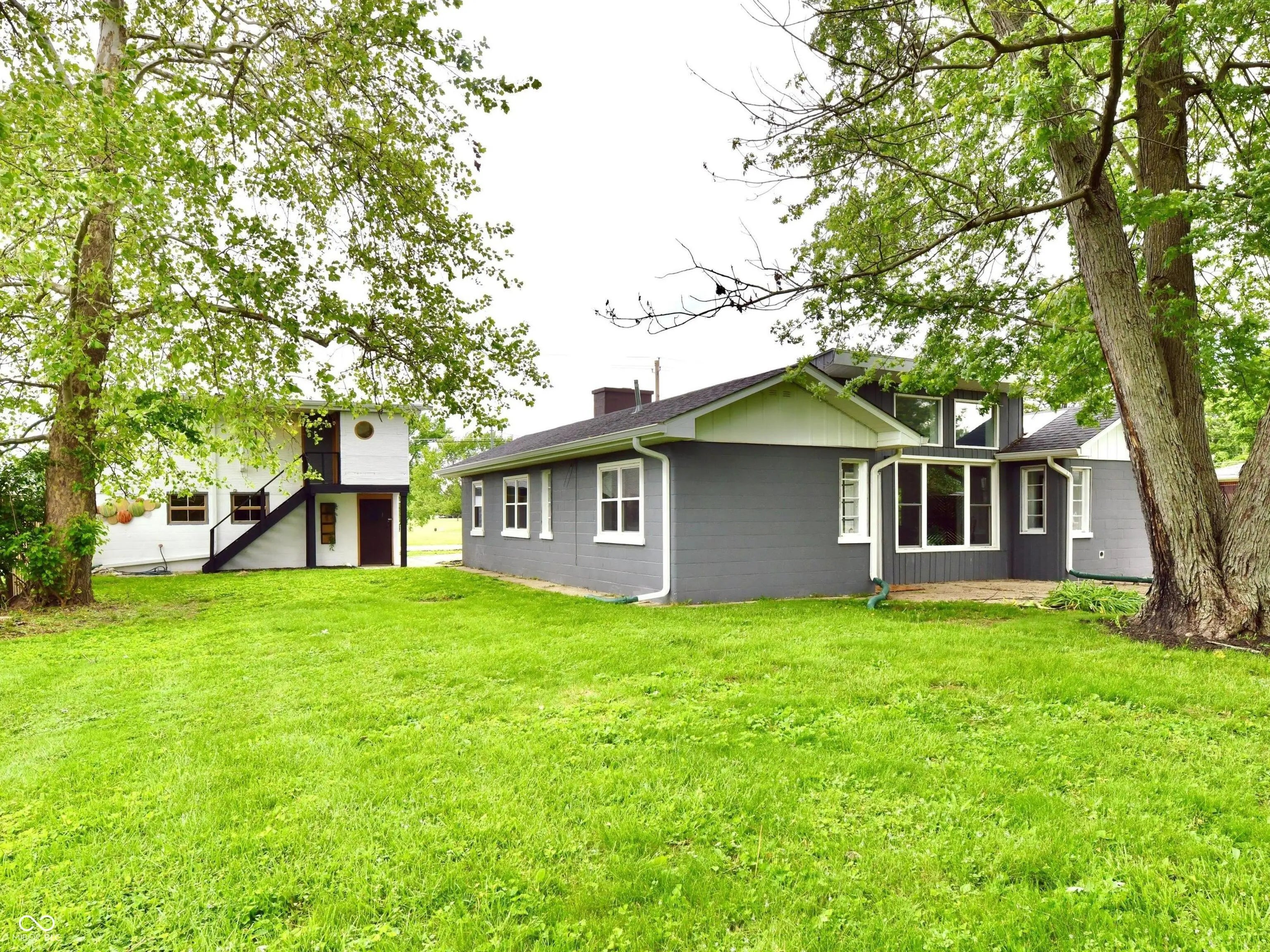 9080 W Forest Drive, Elwood