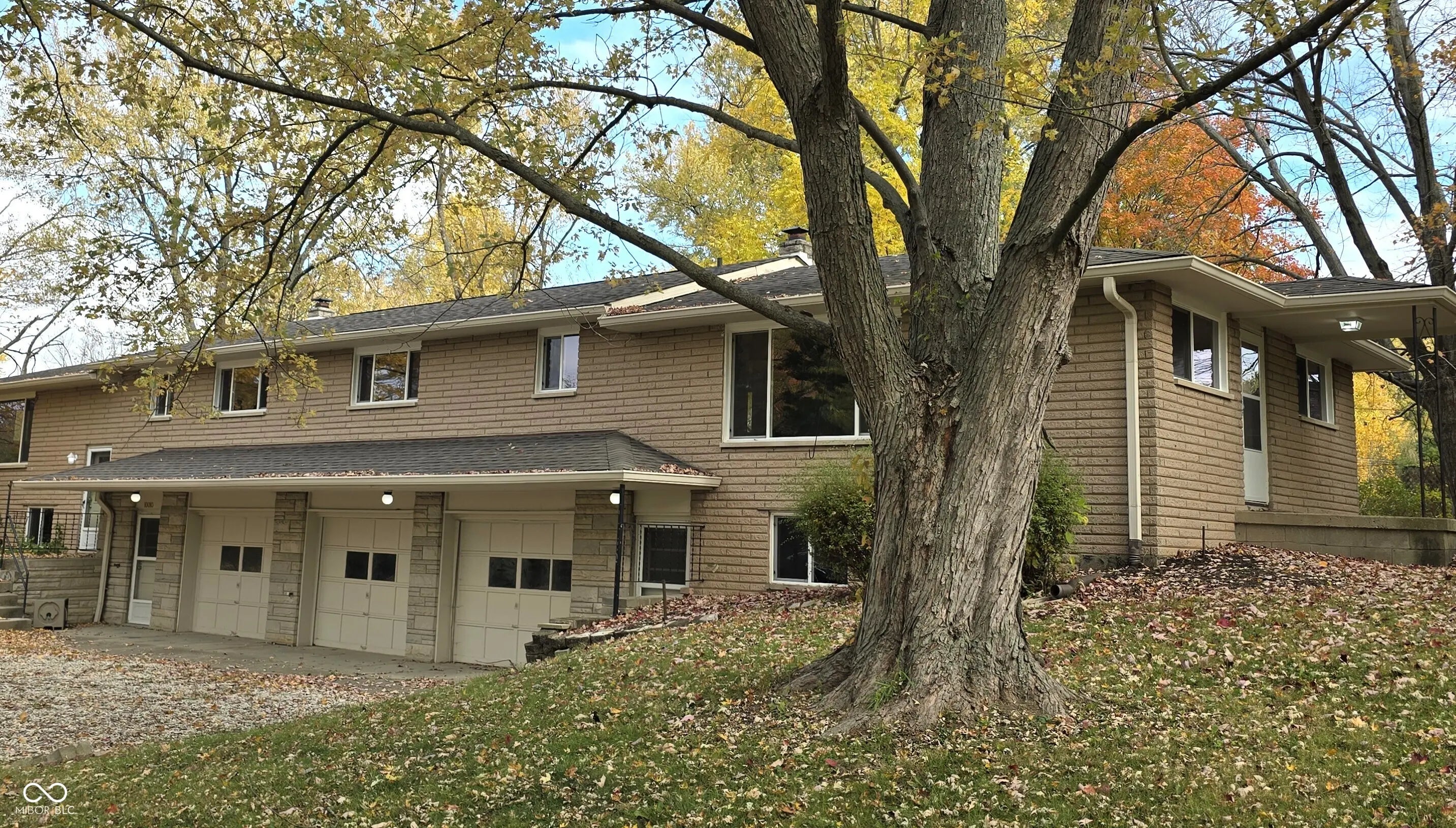 10016 E Troy Avenue, Indianapolis