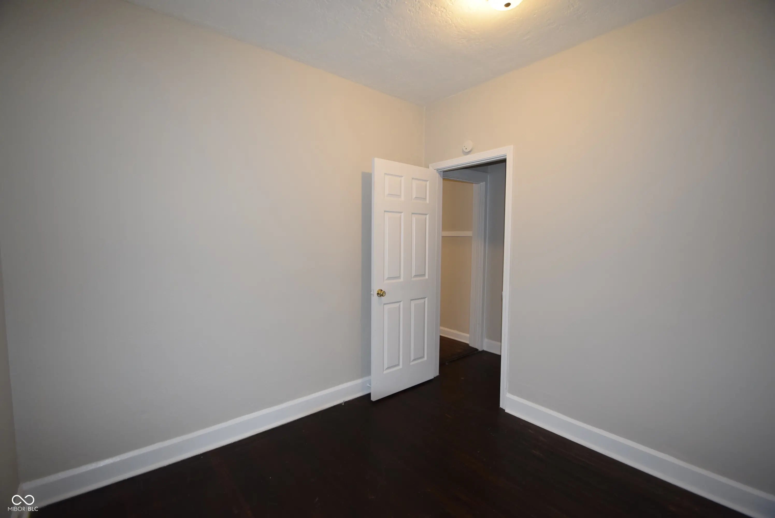 1105 N Parker Avenue MLS 22041719 Vajens South Brookside photo 9